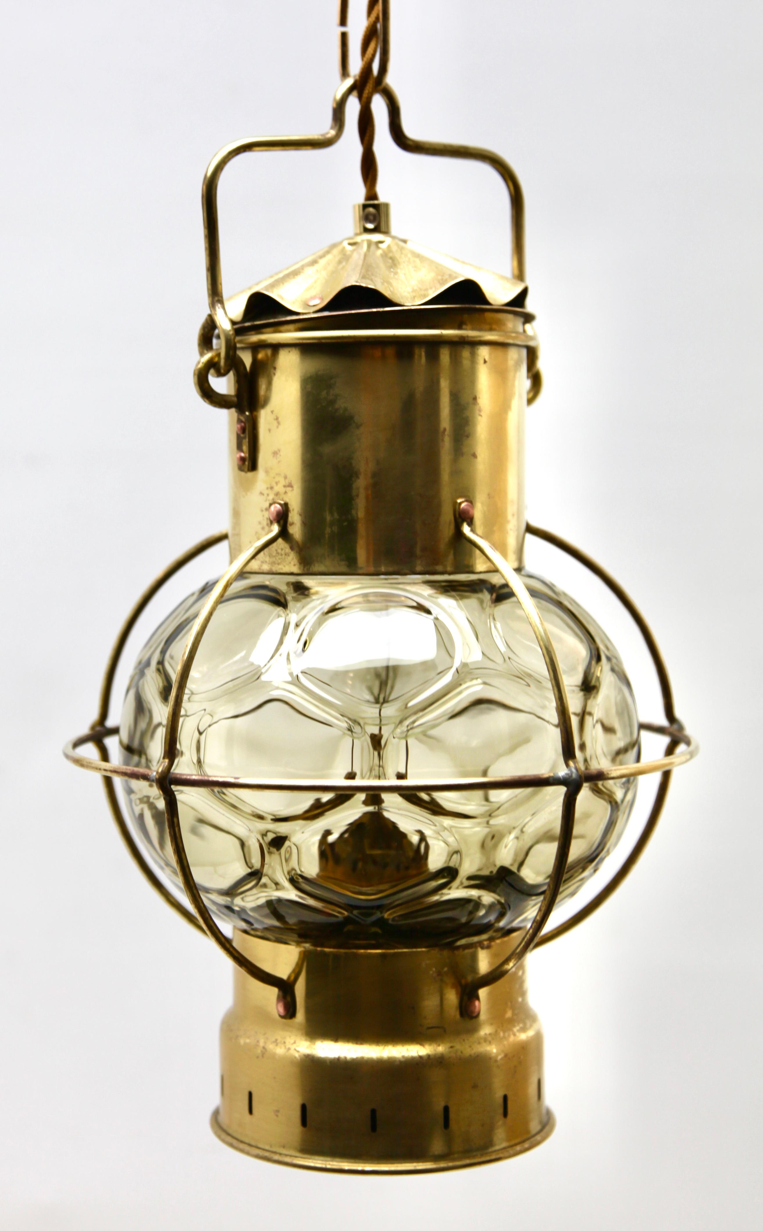 Moulage Lampe de bateau à huile Kosmos Brenner transformée en électrique, années 1900
