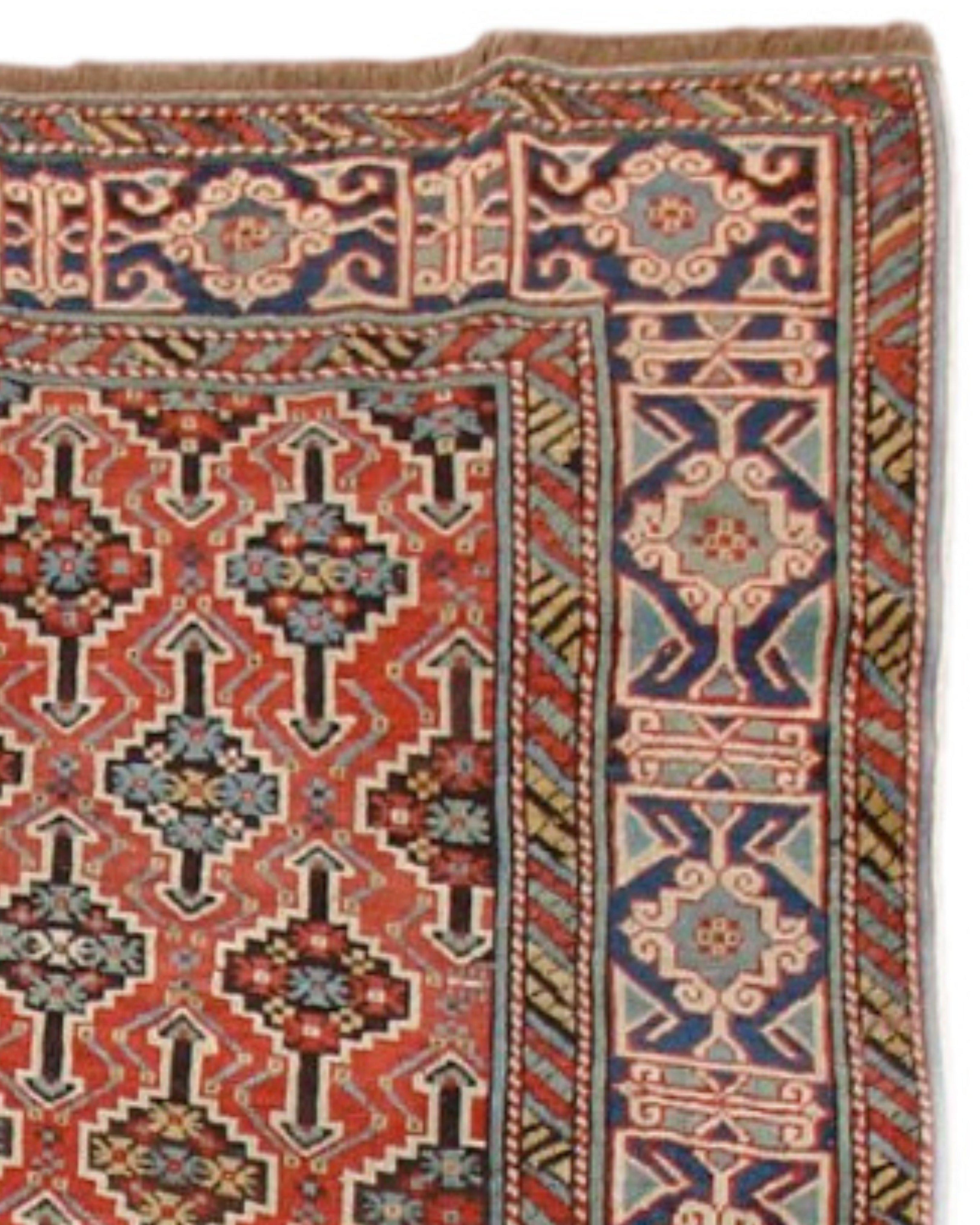 Tapis ancien Kuba, 19e siècle

Les tapis de Kouba portent le nom de la ville de Kouba, aujourd'hui connue sous le nom de Quba et située dans la partie nord-est de la région du Caucase. Au début de leur production, les tapis Kuba étaient considérés