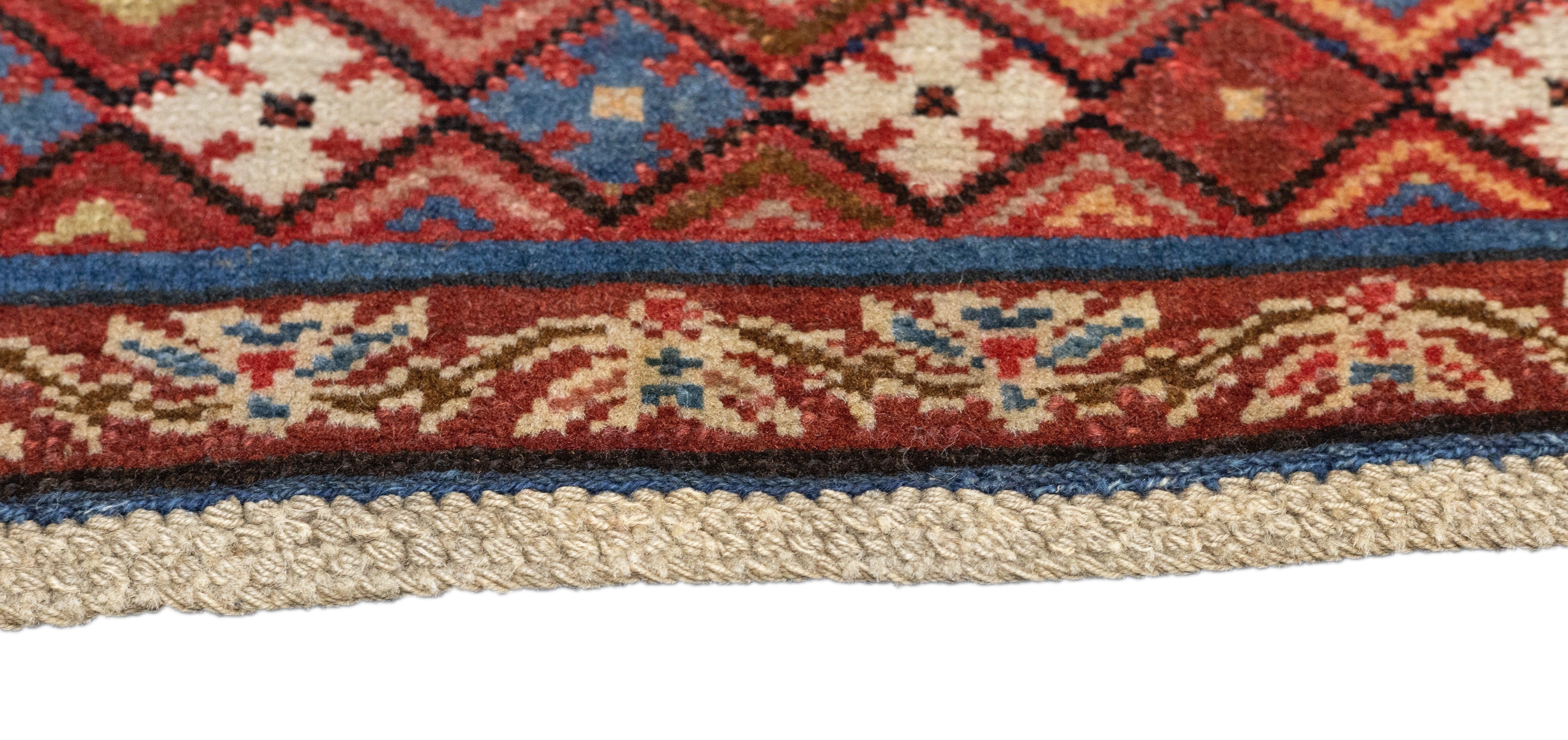 Tapis Kuba ancien de 3'2'' x 4'9'' cm Bon état - En vente à New York, NY