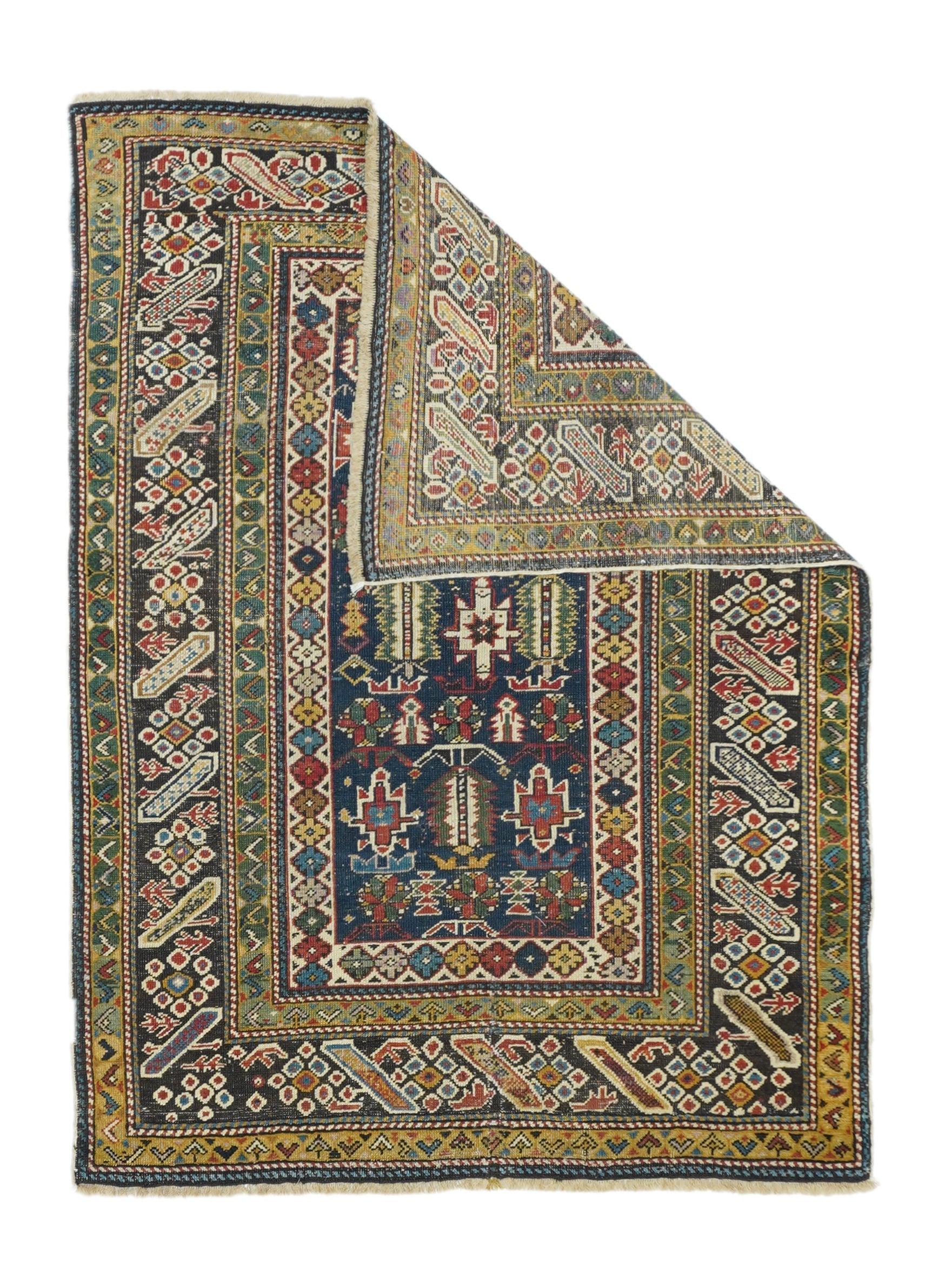 Tapis Kuba antique 3'4'' x 4'8''.