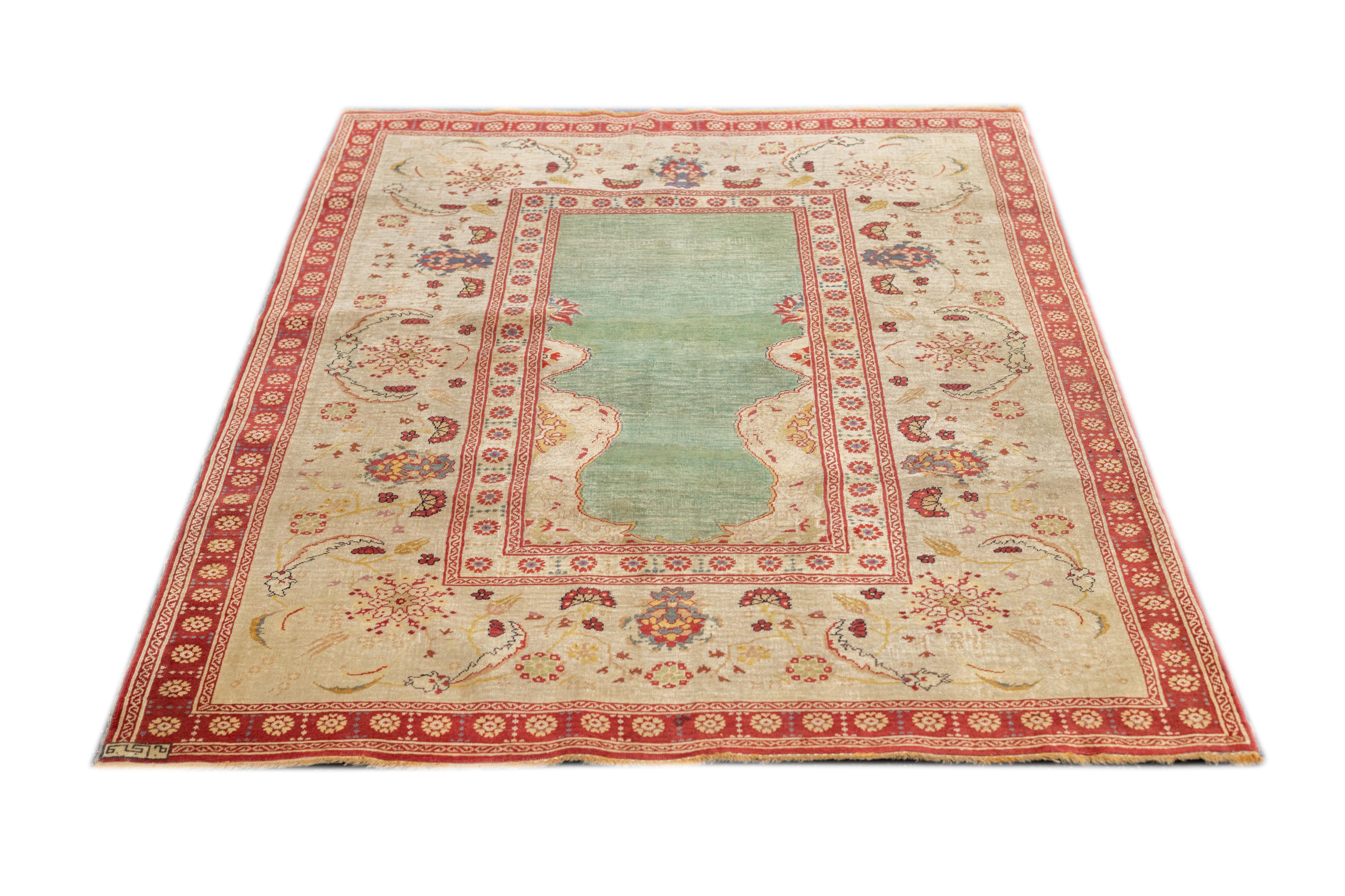Antiker Kumkapi-Teppich 4'4'' x 5'11'' (19. Jahrhundert) im Angebot