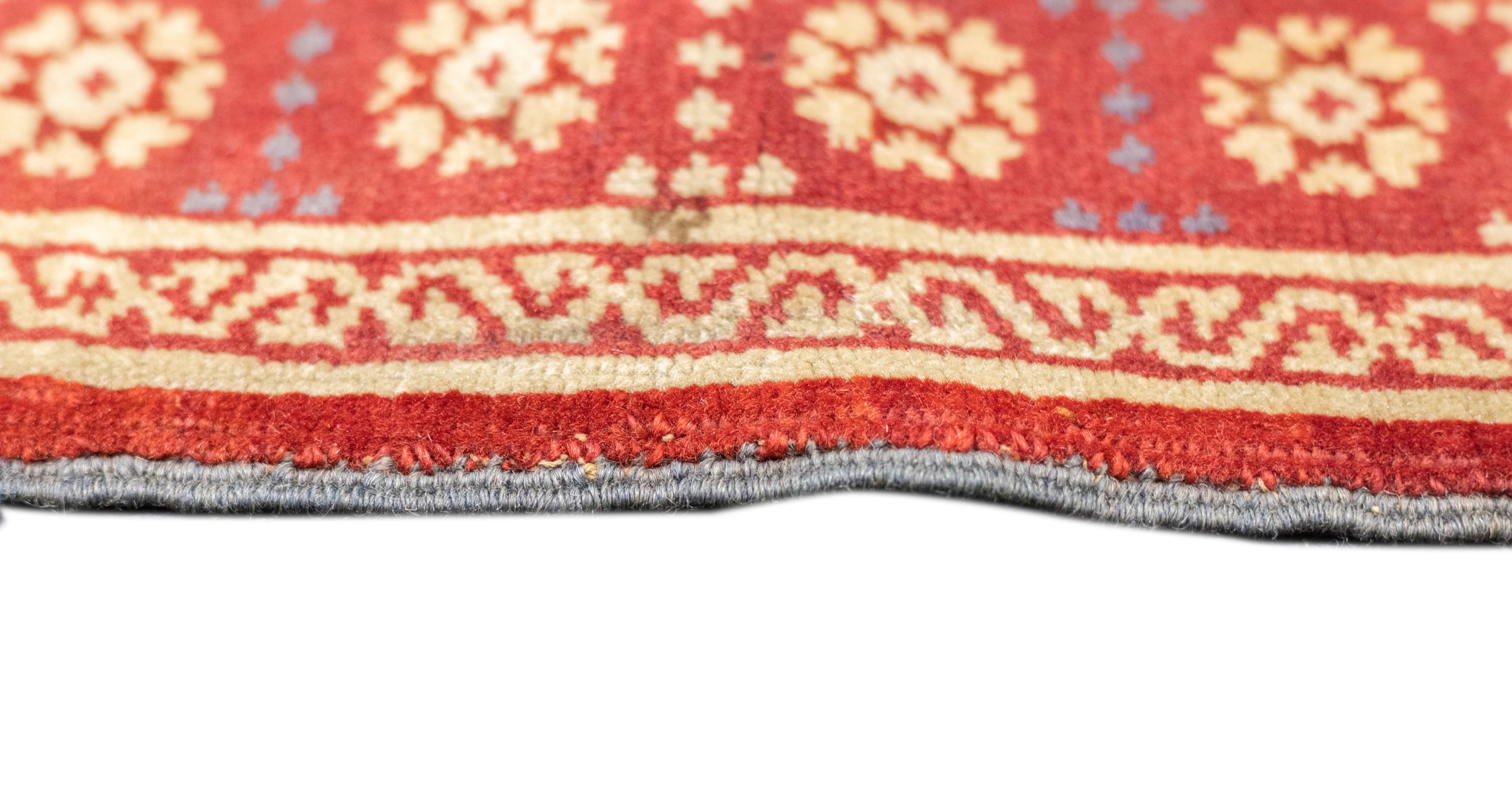 Antiker Kumkapi-Teppich 4'4'' x 5'11'' im Angebot 1