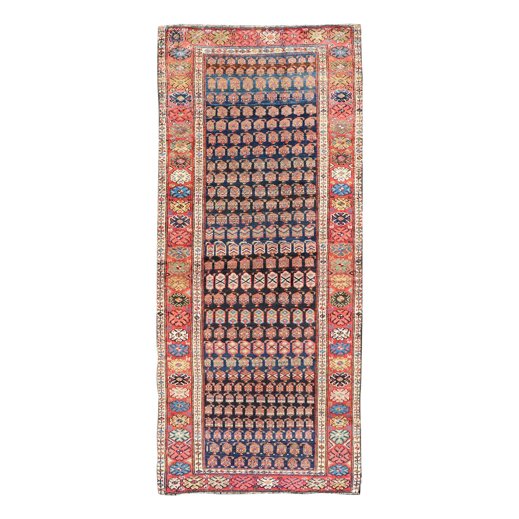 Tapis de couloir de galerie kurde ancien au motif géométrique sur fond bleu