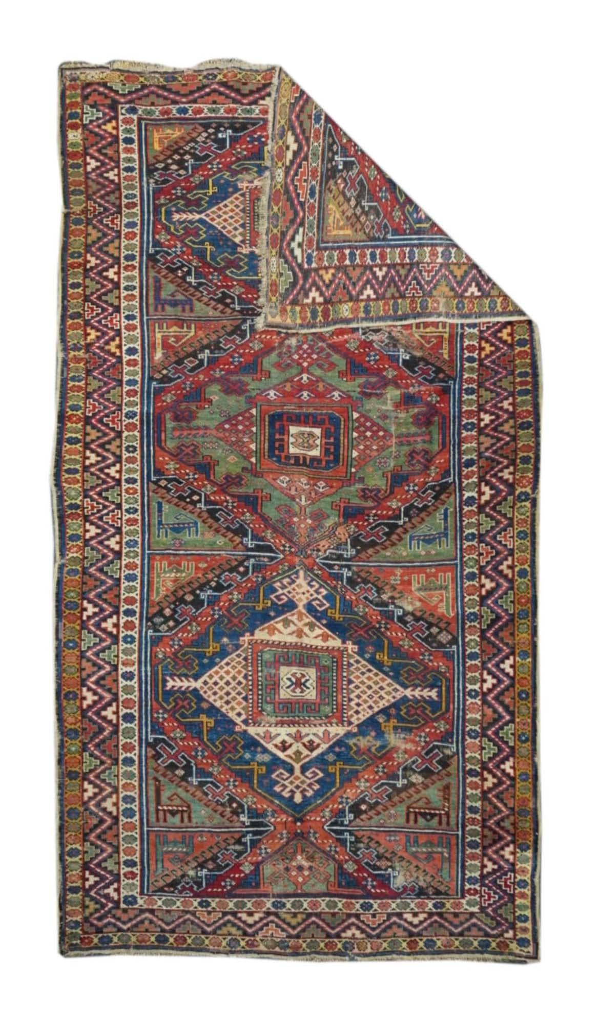 Antiker kurdischer Kazak-Teppich 5'5'' x 9'10''. SW-Kaukasus/Armenien. Kräftig gemusterte, stark gefärbte, völlig geometrische, ganz aus Wolle bestehende, grob bis mäßig gewebte, mittel- bis langflorige Stücke im Streuformat, in Medaillon-, Allover-