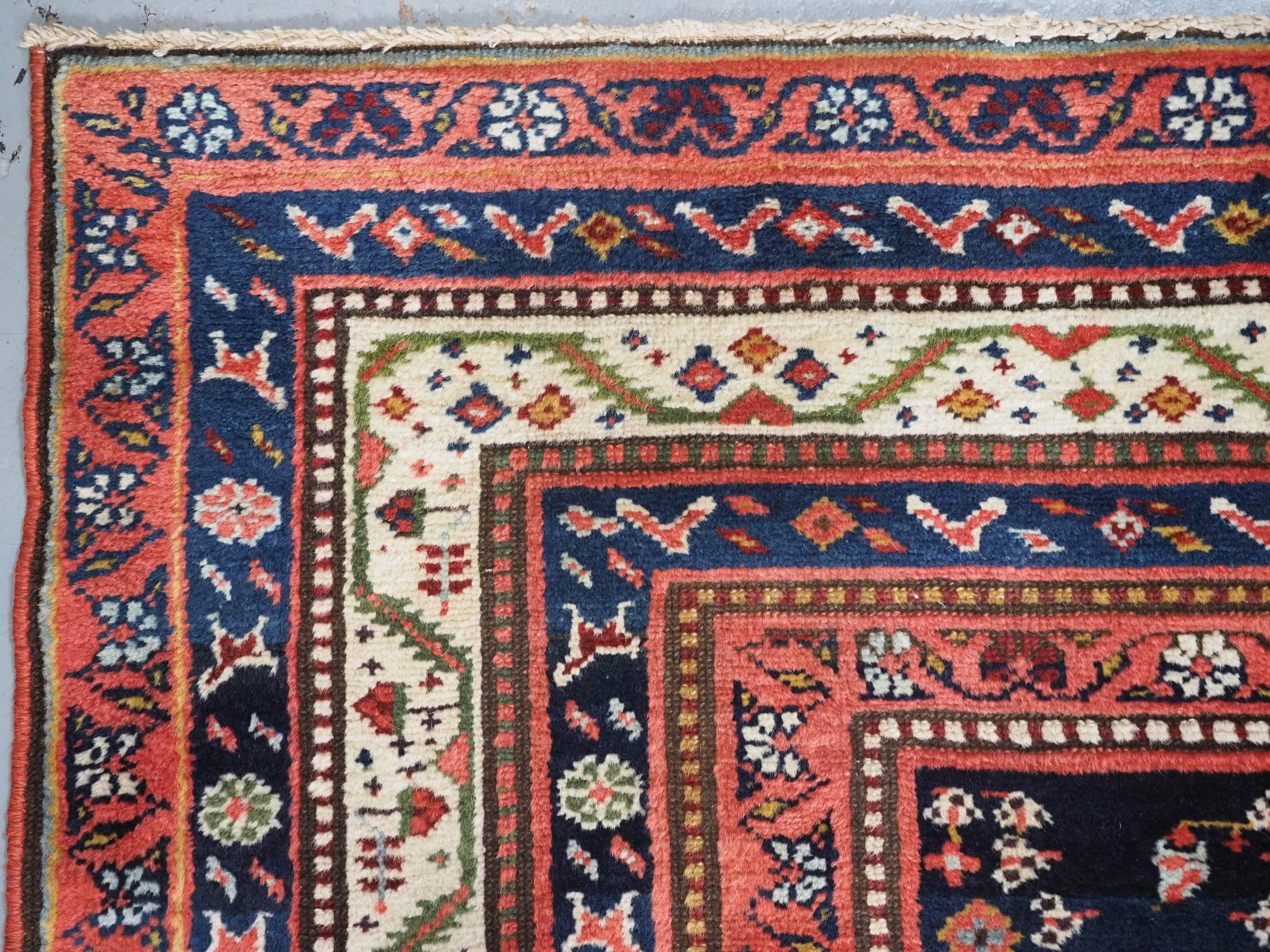 Tapis kelleh kurde ancien ou grand chemin de couloir avec motif boteh sur toute sa surface.  1900. en vente 4