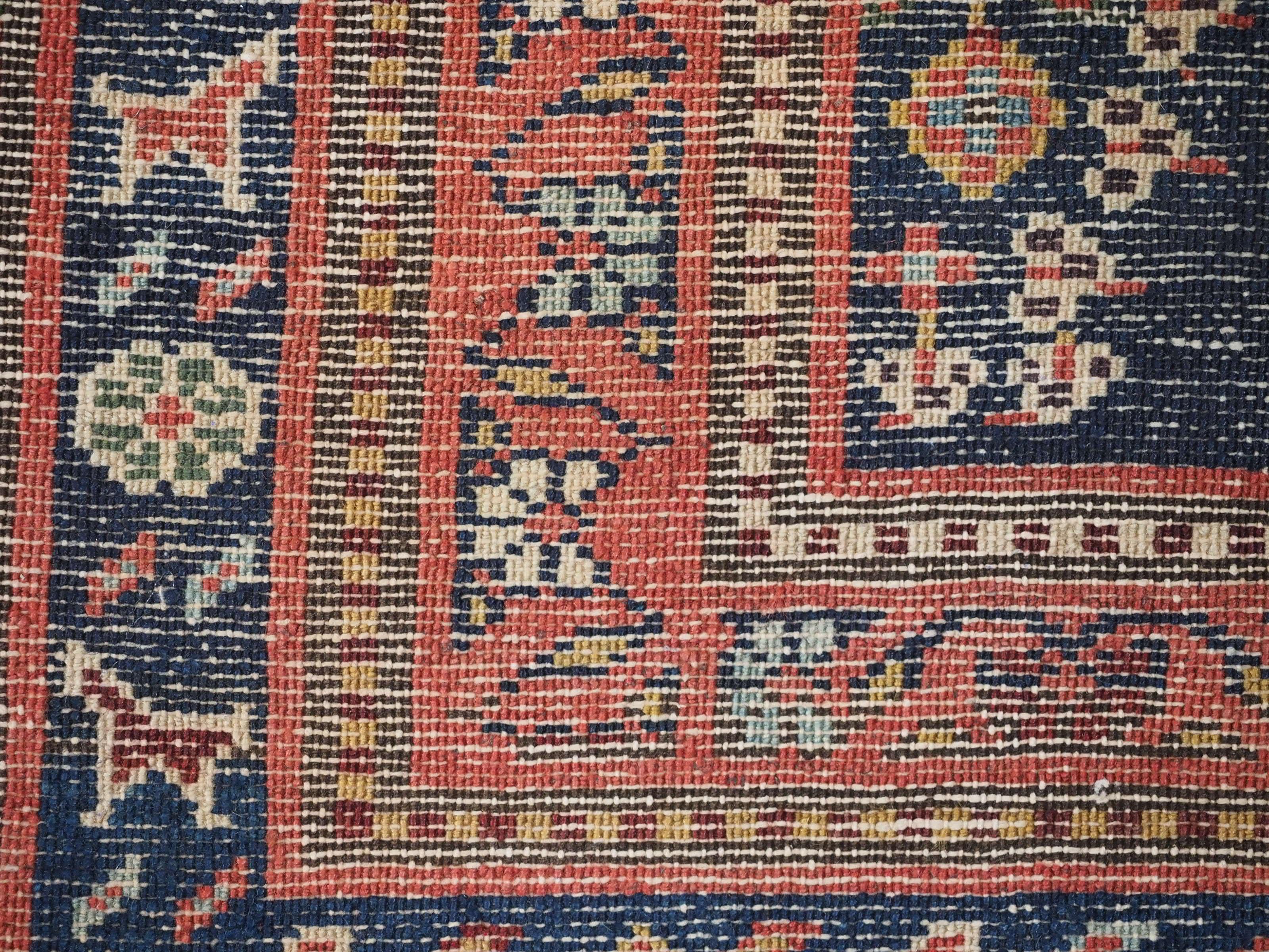 Tapis kelleh kurde ancien ou grand chemin de couloir avec motif boteh sur toute sa surface.  1900. en vente 10