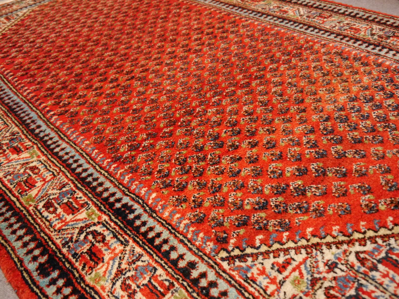 Early 20th Century Antique Kurdish Rug 1920´s hand-knotted Burnt Orange and Beige