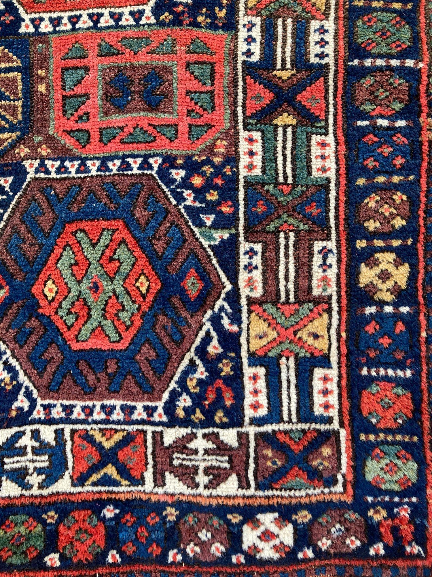 Alfombra kurda antigua 1,92 m x 1,19 m en venta 2