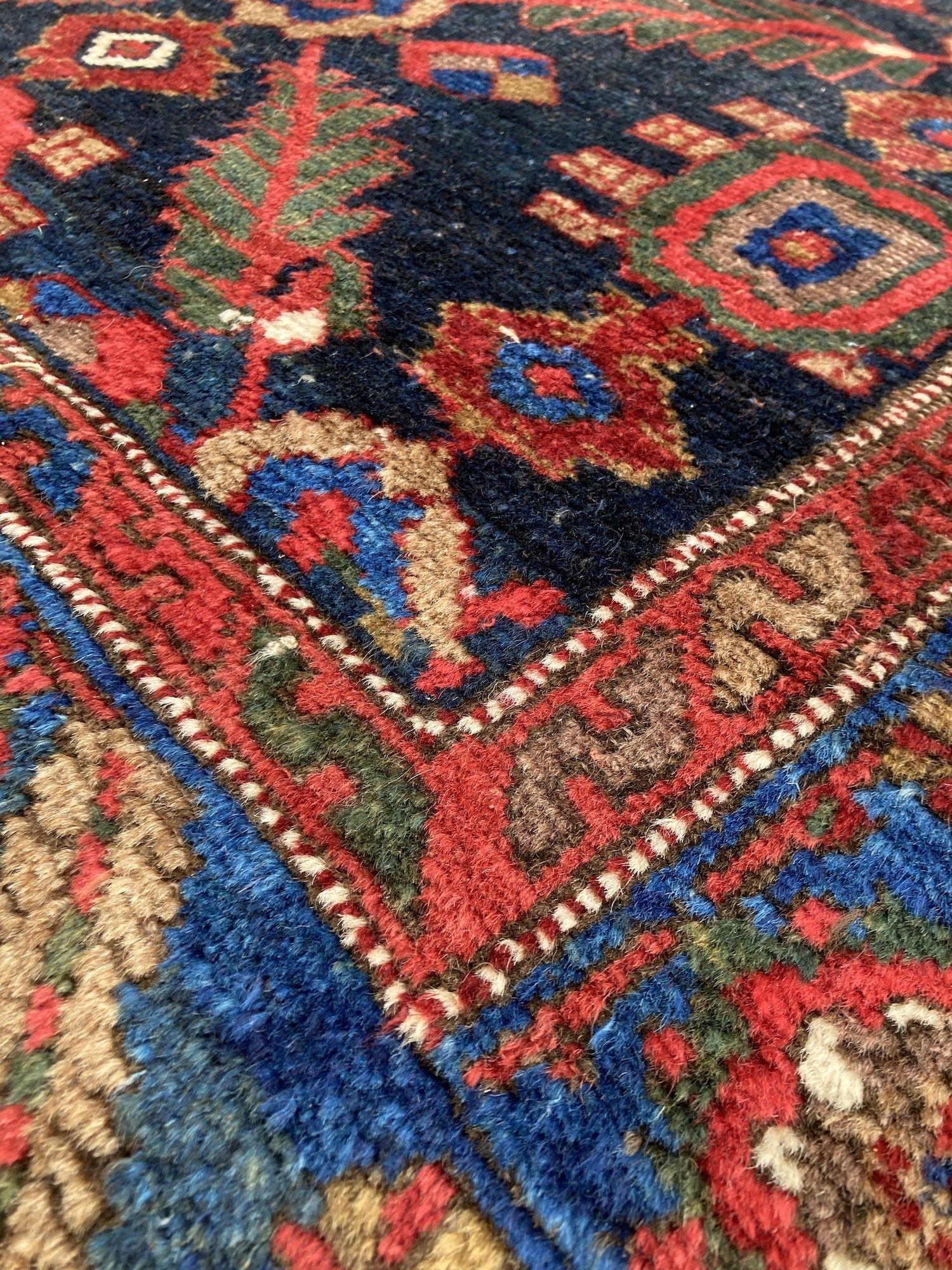 Antiker Kurdischer Teppich 2,06 m x 1,31 m im Angebot 4