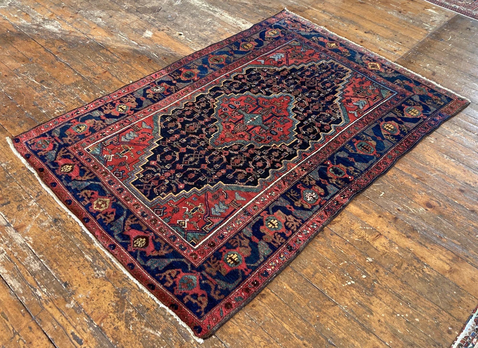 Inizio XX secolo Tappeto antico curdo 2,06 m x 1,38 m in vendita
