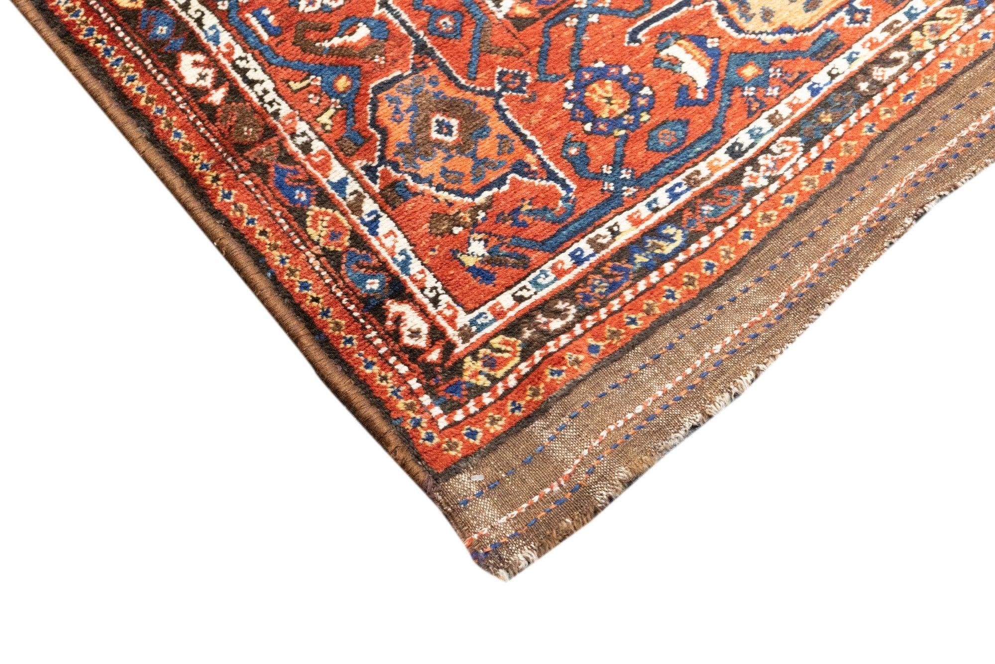 Antiker Kurdischer Teppich 5'7'' x 10'10'' (Persisch) im Angebot