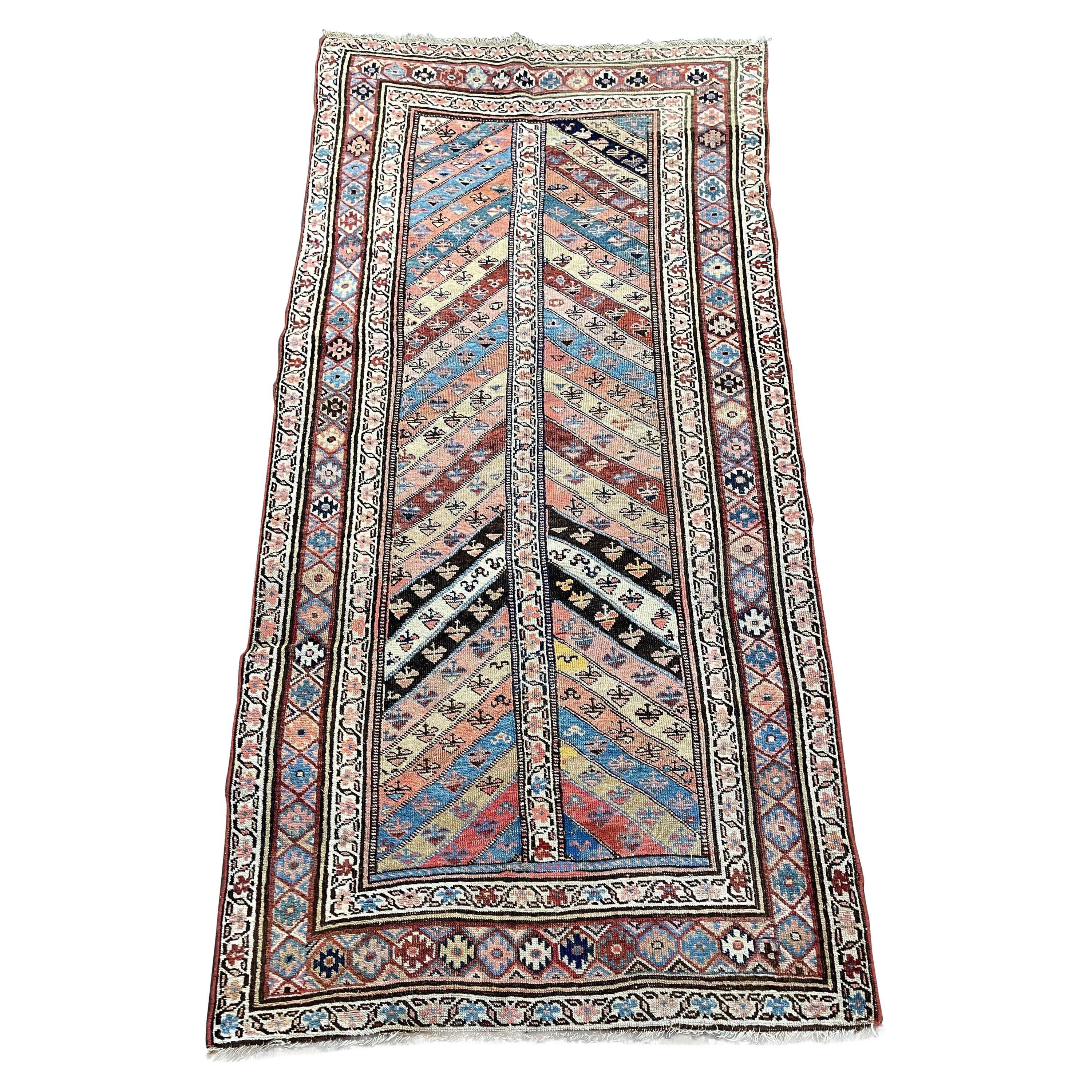 Antiker kurdischer Teppich, um 1910 im Angebot