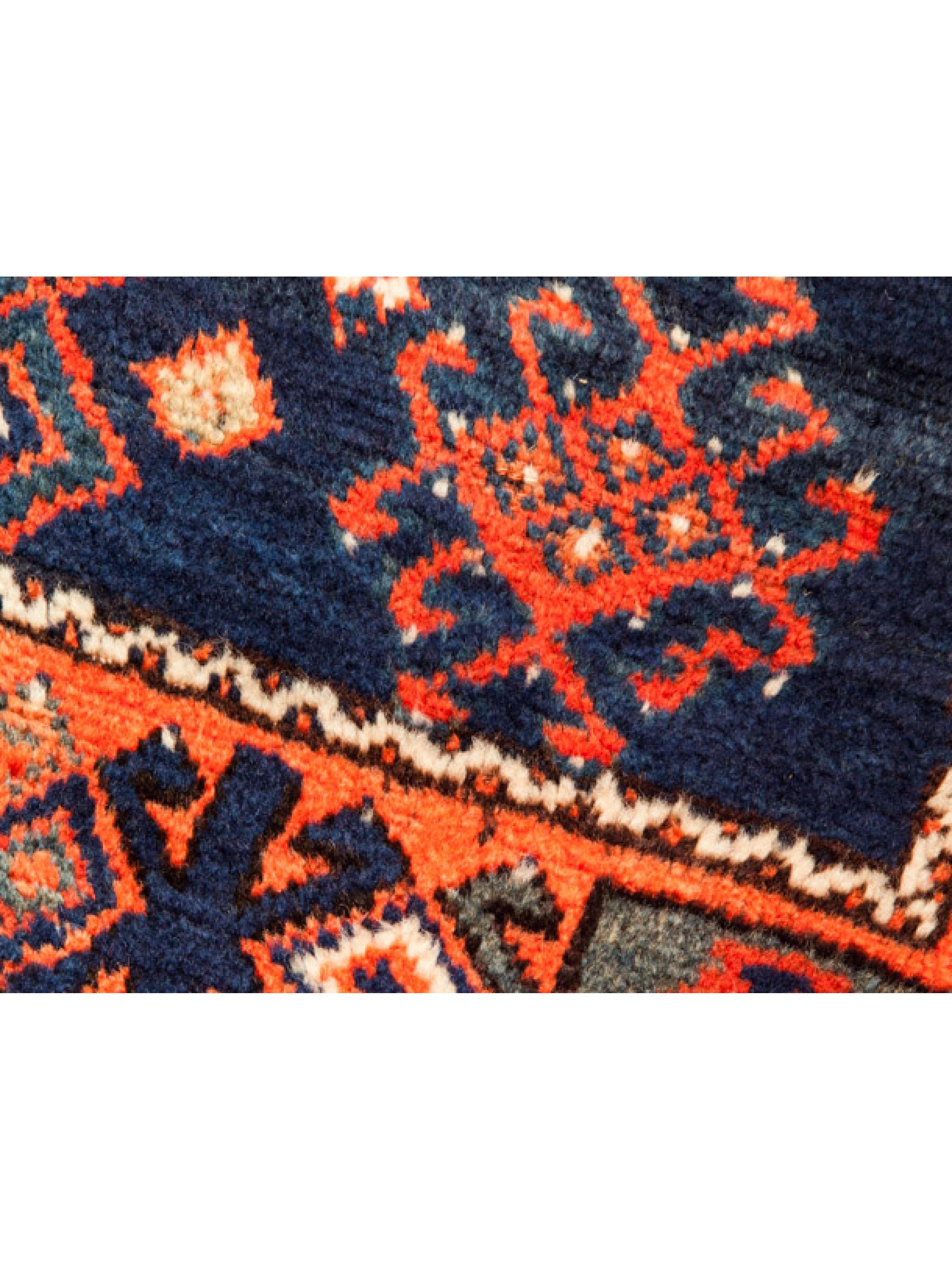 Antique Kurdish Rug Eastern Anatolian Turkish Carpet Handwoven Natural Dye In Good Condition For Sale In Tokyo, JP