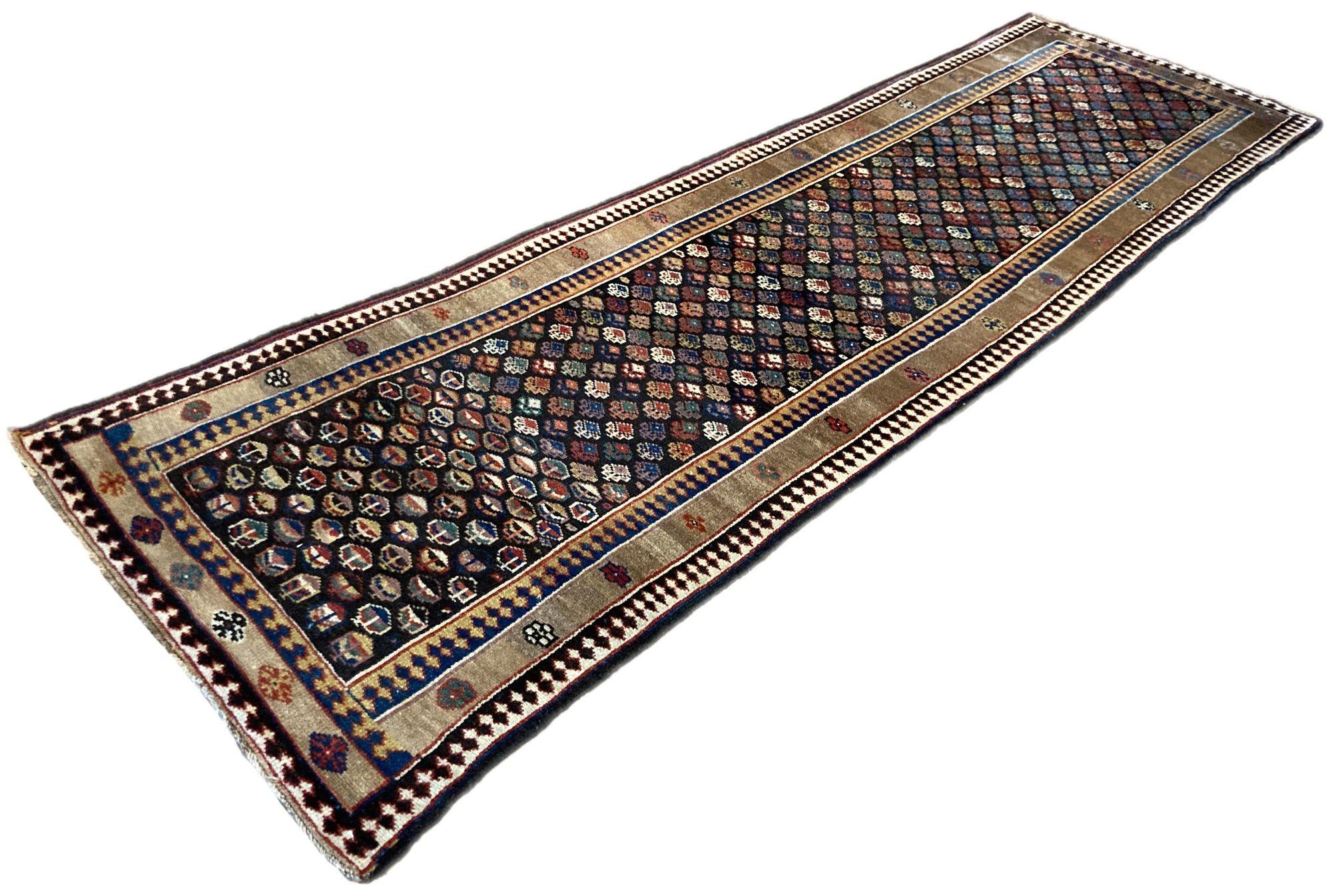 Antique Kurdish Runner 2.97m x 0.93m In Good Condition For Sale In St. Albans, GB