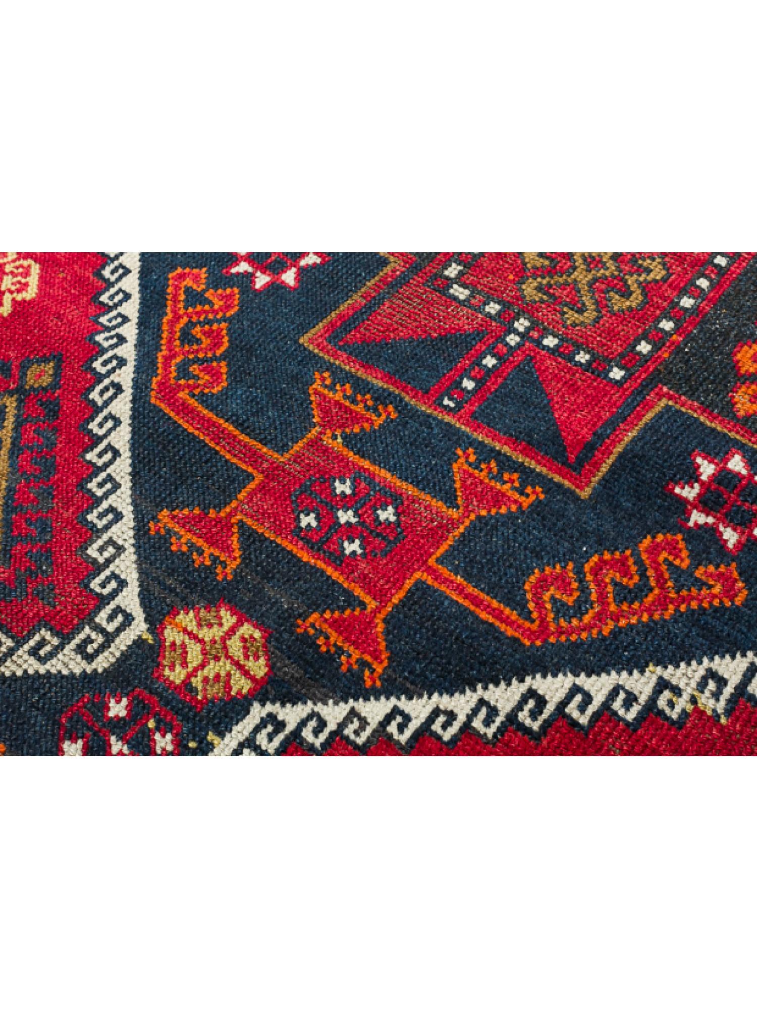 Antique Kurdish Runner Rug - Eastern Anatolian Turkish Carpet In Good Condition For Sale In Tokyo, JP