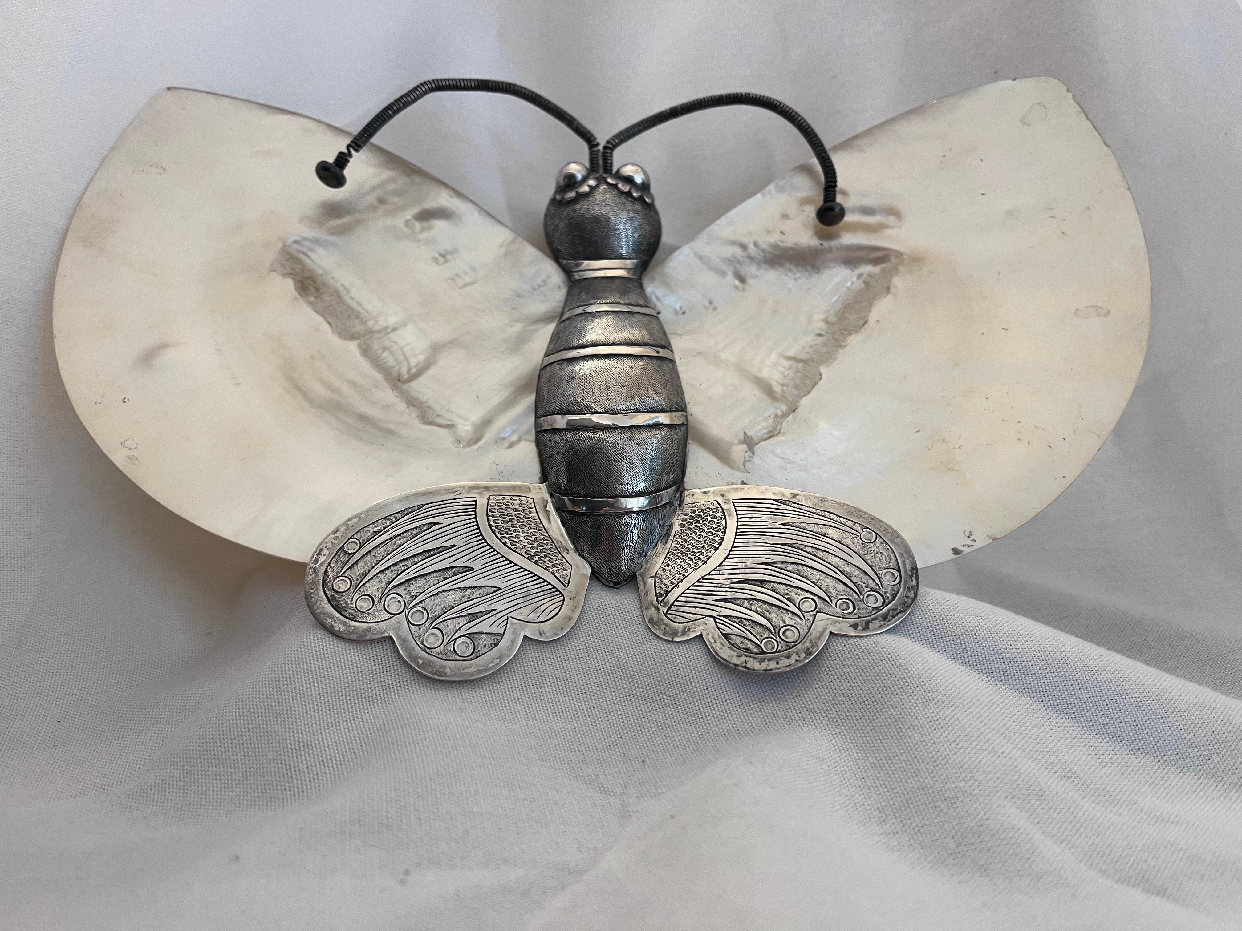 20th Century Antique Kwan Wo Style Chinese Silver and Shell Butterfly Sweetmeat Caviar Dish
