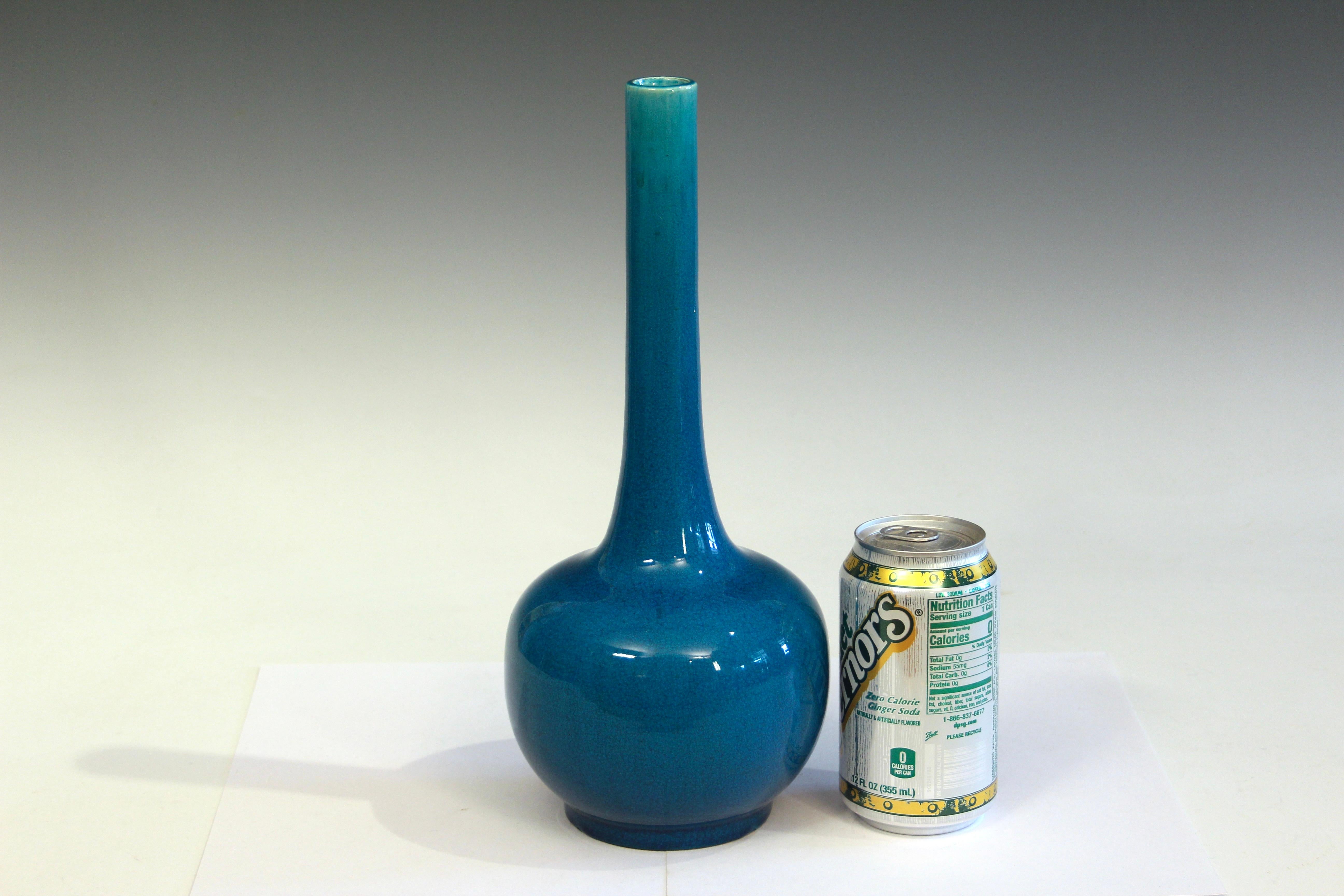 Début du 20ème siècle Ancien vase bouteille Kyoto-Awaji bleu turquoise émaillé craquelé en vente