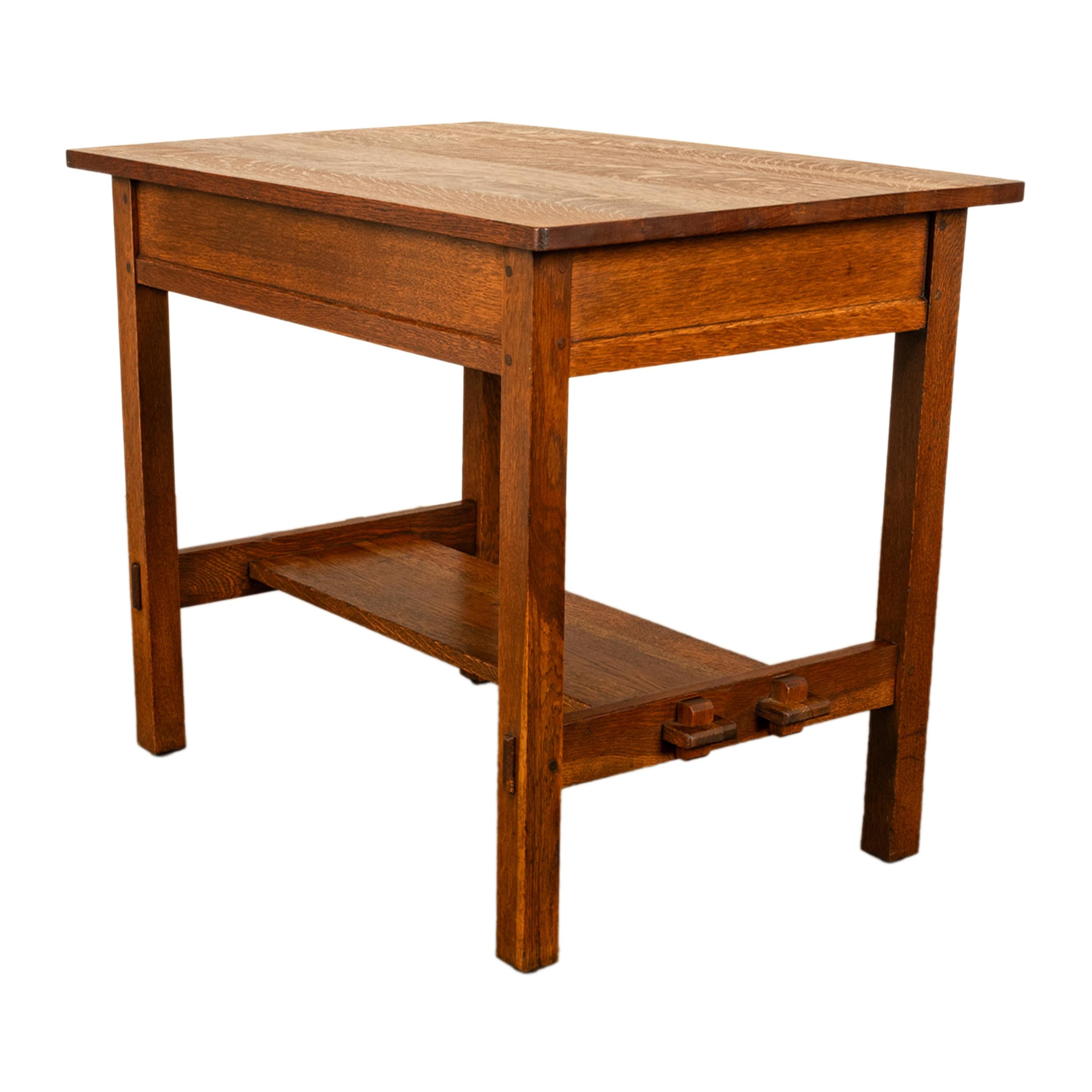 Ancienne table d'écriture et chaise en chêne de la bibliothèque Mission de L. & J. G. Stickley, 1902 en vente 2