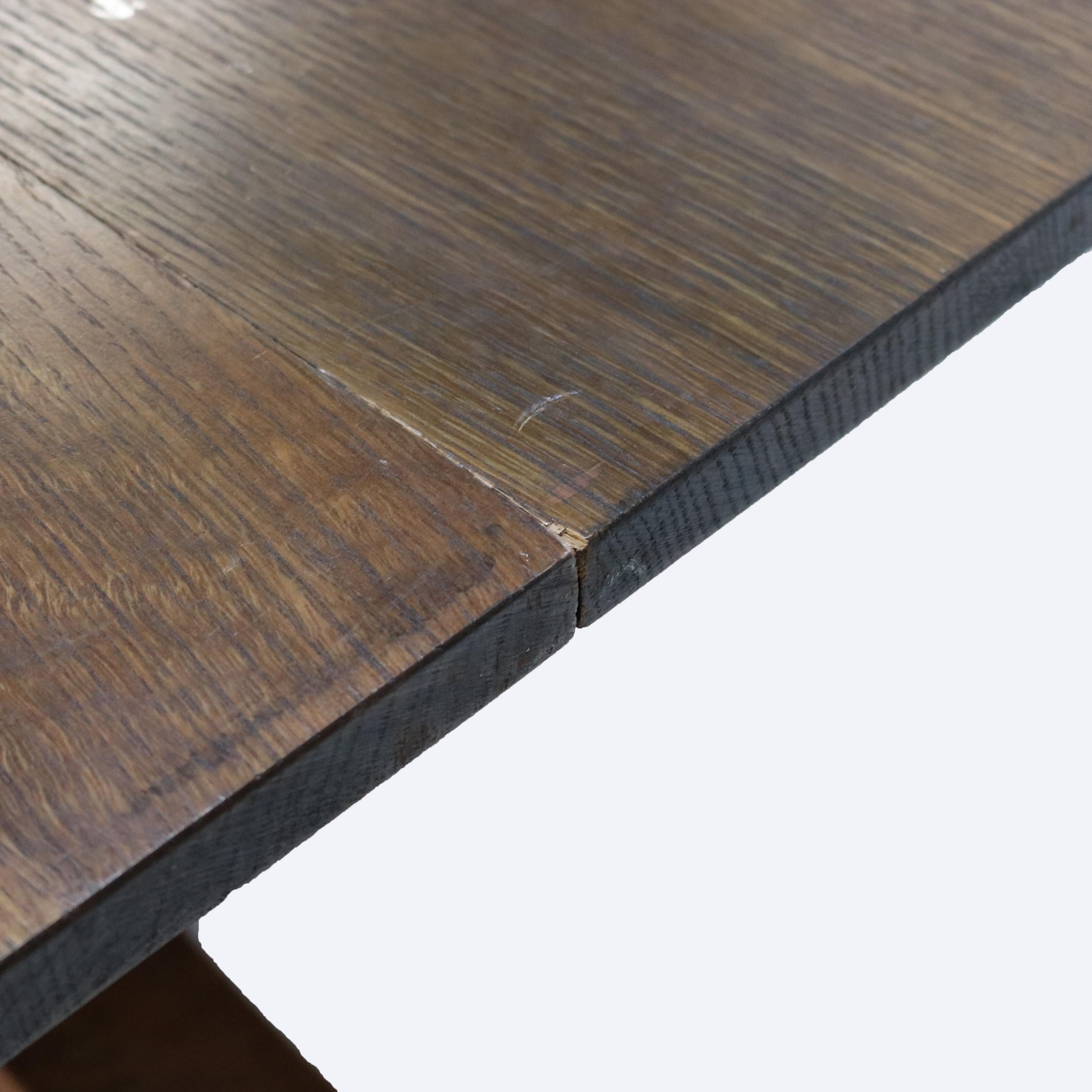 Ancienne table de salle à manger en chêne Stickley avec trois feuilles signée C1910 en vente 7