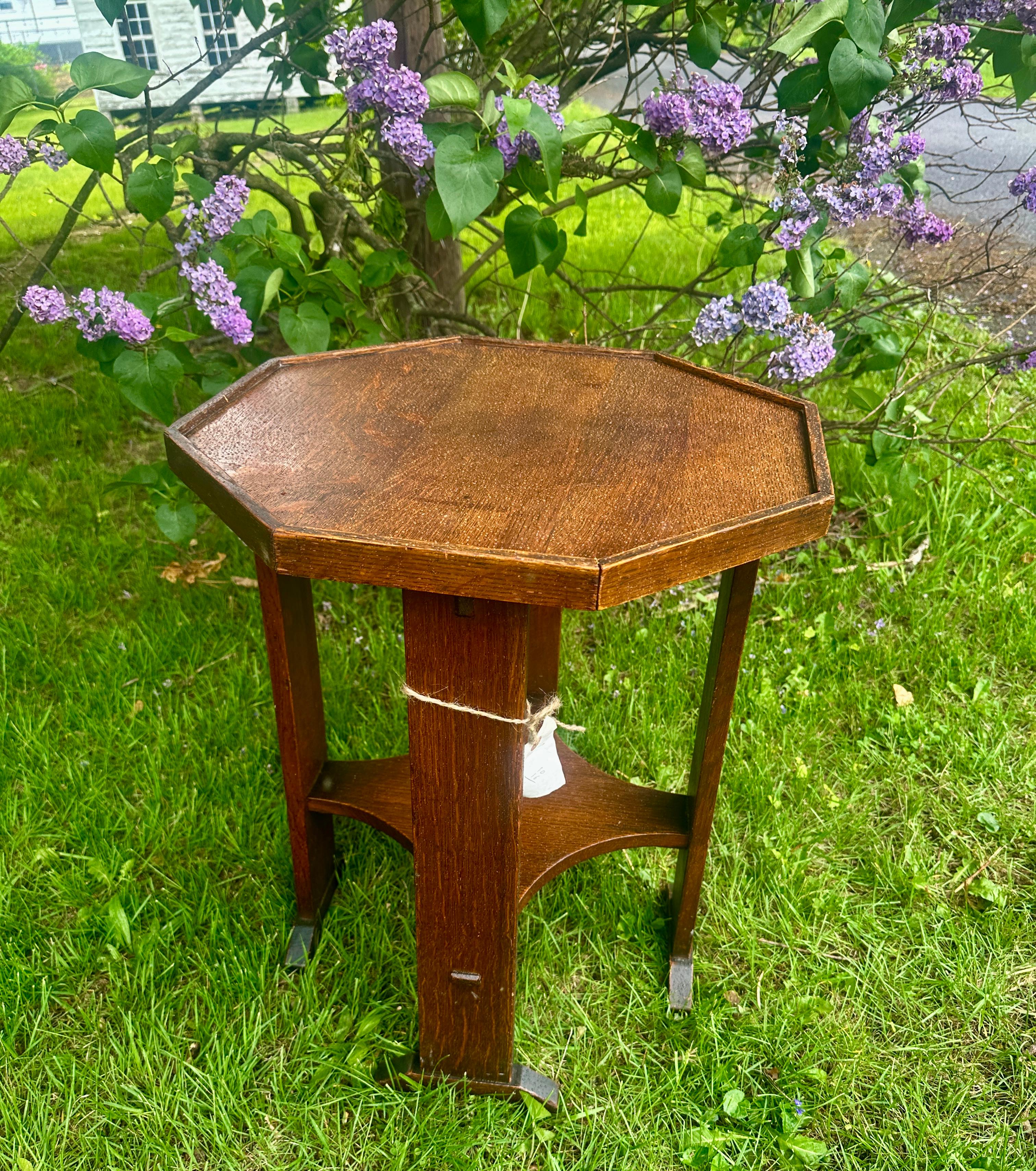 Antiquities- L & JG Stickley-Small Table - avec pieds à chaussures modèle 515 circa 1910 W8123 en vente 6