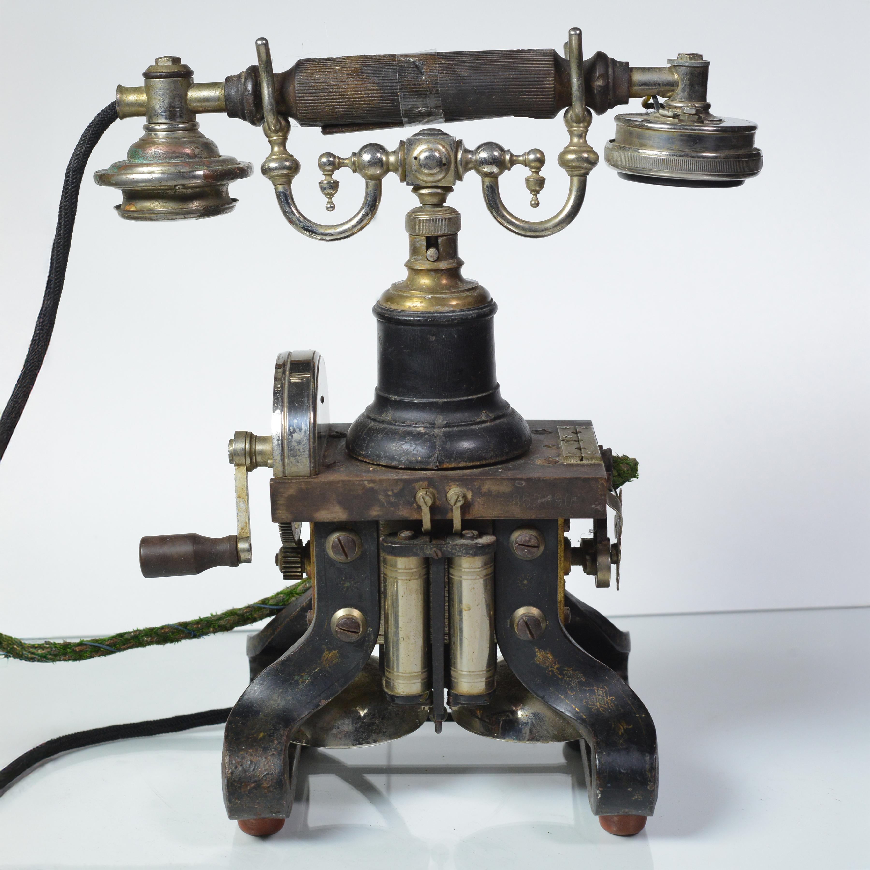 Art Nouveau Antico I.M. Ericsson AC110 Telefono con scheletro in ferro Taxen Eiffel Bassotto #3 in vendita
