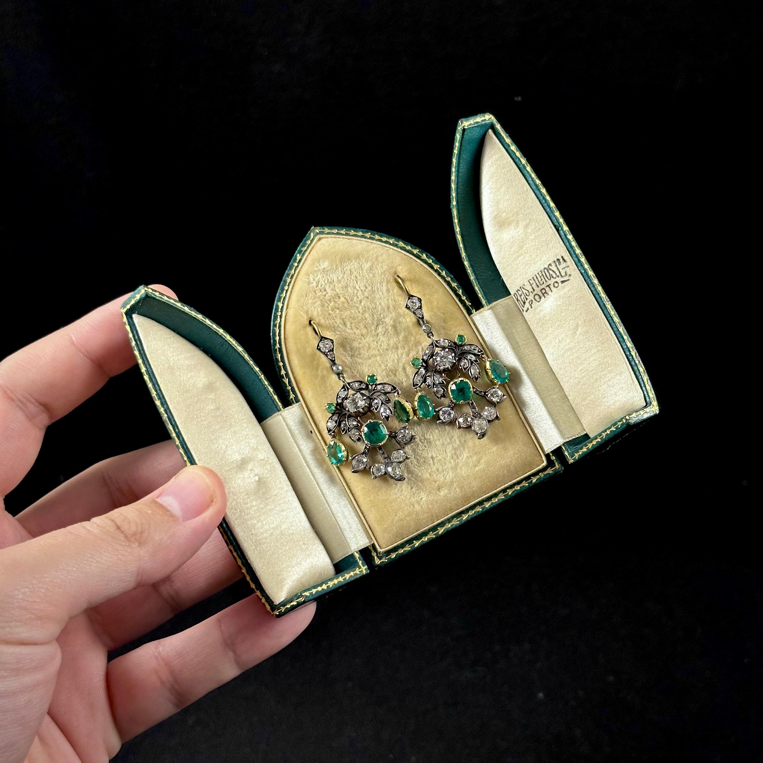 Antique La Belle Epoque Colombian Emerald Diamond Earrings Silver Gold, C. 1915 For Sale 3