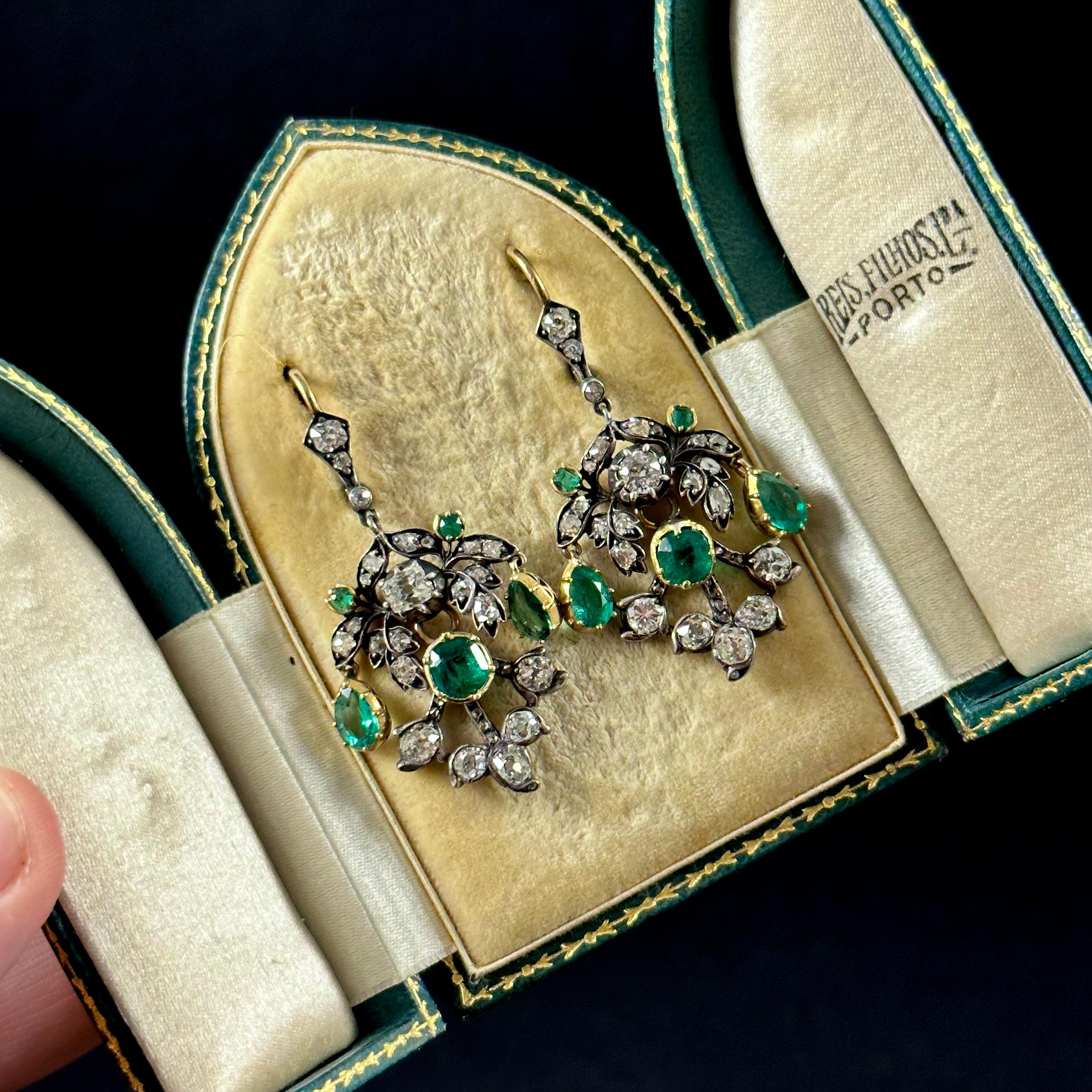 Antique La Belle Epoque Colombian Emerald Diamond Earrings Silver Gold, C. 1915 For Sale 4