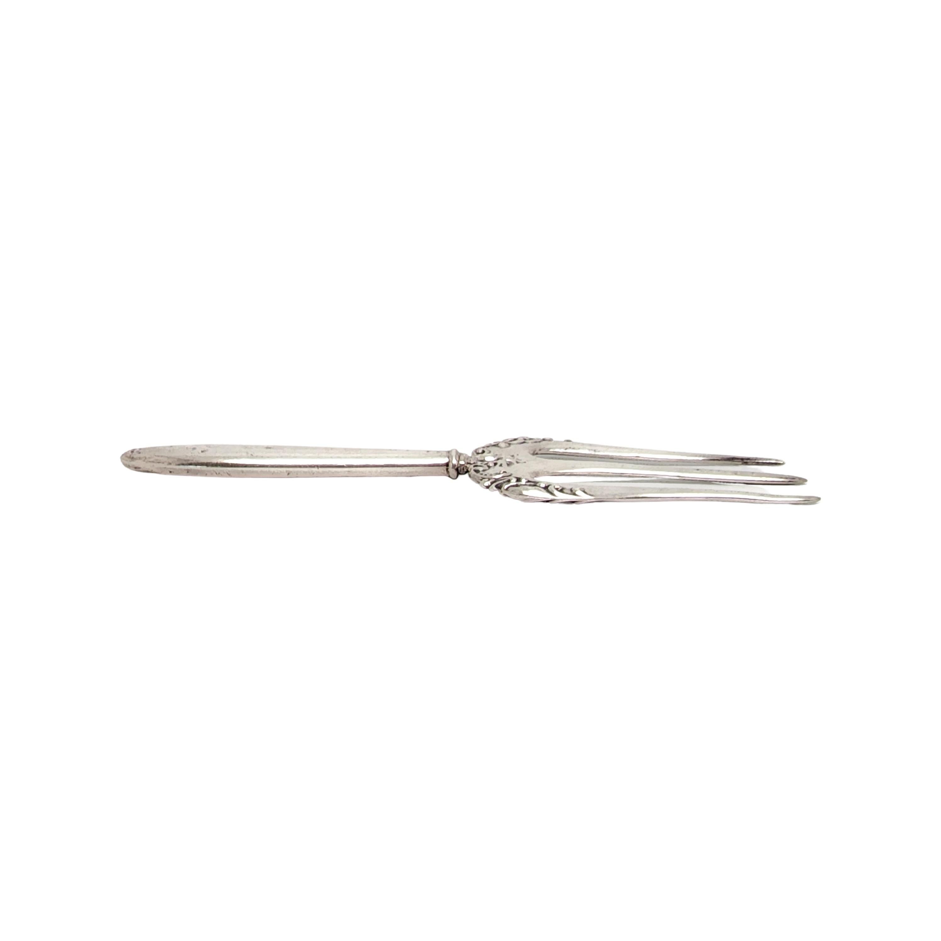 Antique La Pierre Sterling Silver Toast Fork #13680 In Good Condition For Sale In Washington Depot, CT