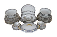 Antiquité La Porcelaine Limousine Limoges France 48pc Porcelain China Set