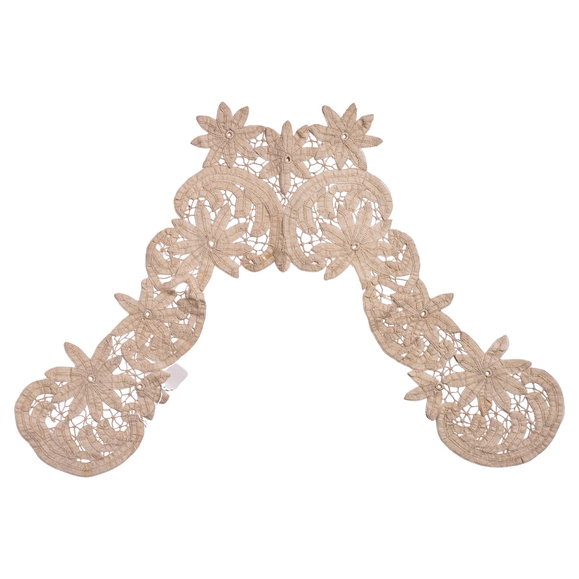 Antique Lace Collar