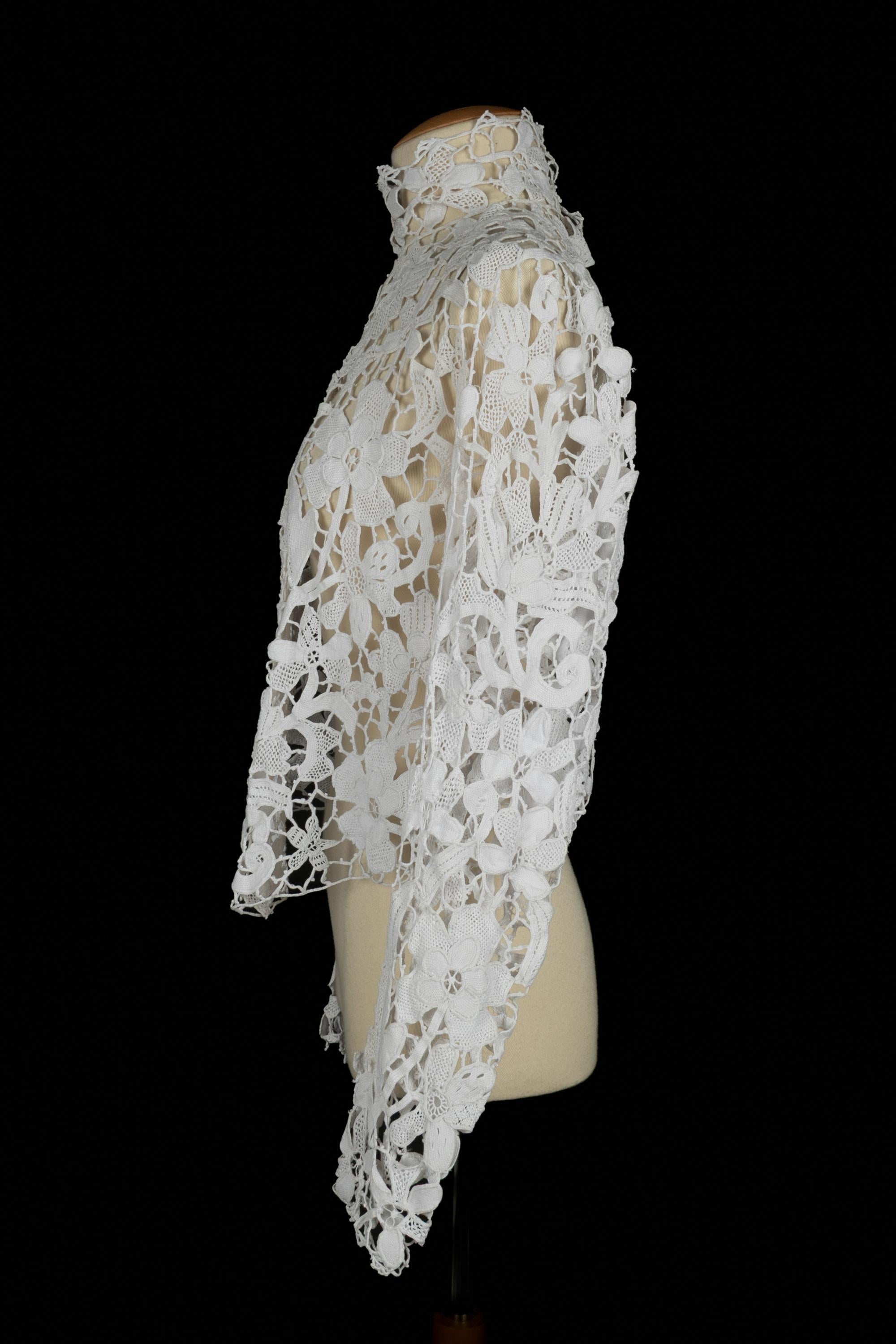 Antikes Spitzenoberteil (Grau) im Angebot