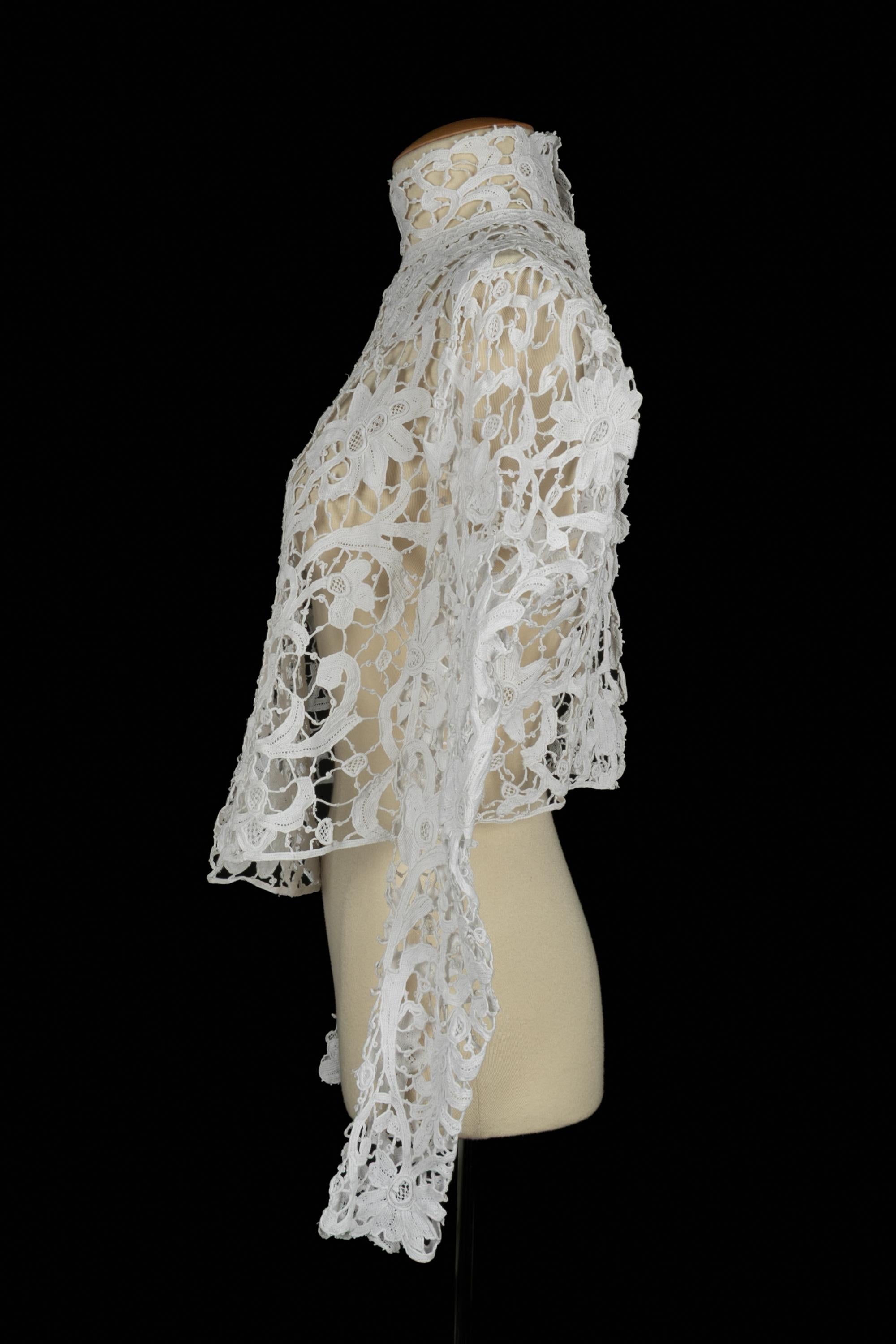 Antikes Spitzenoberteil (Grau) im Angebot