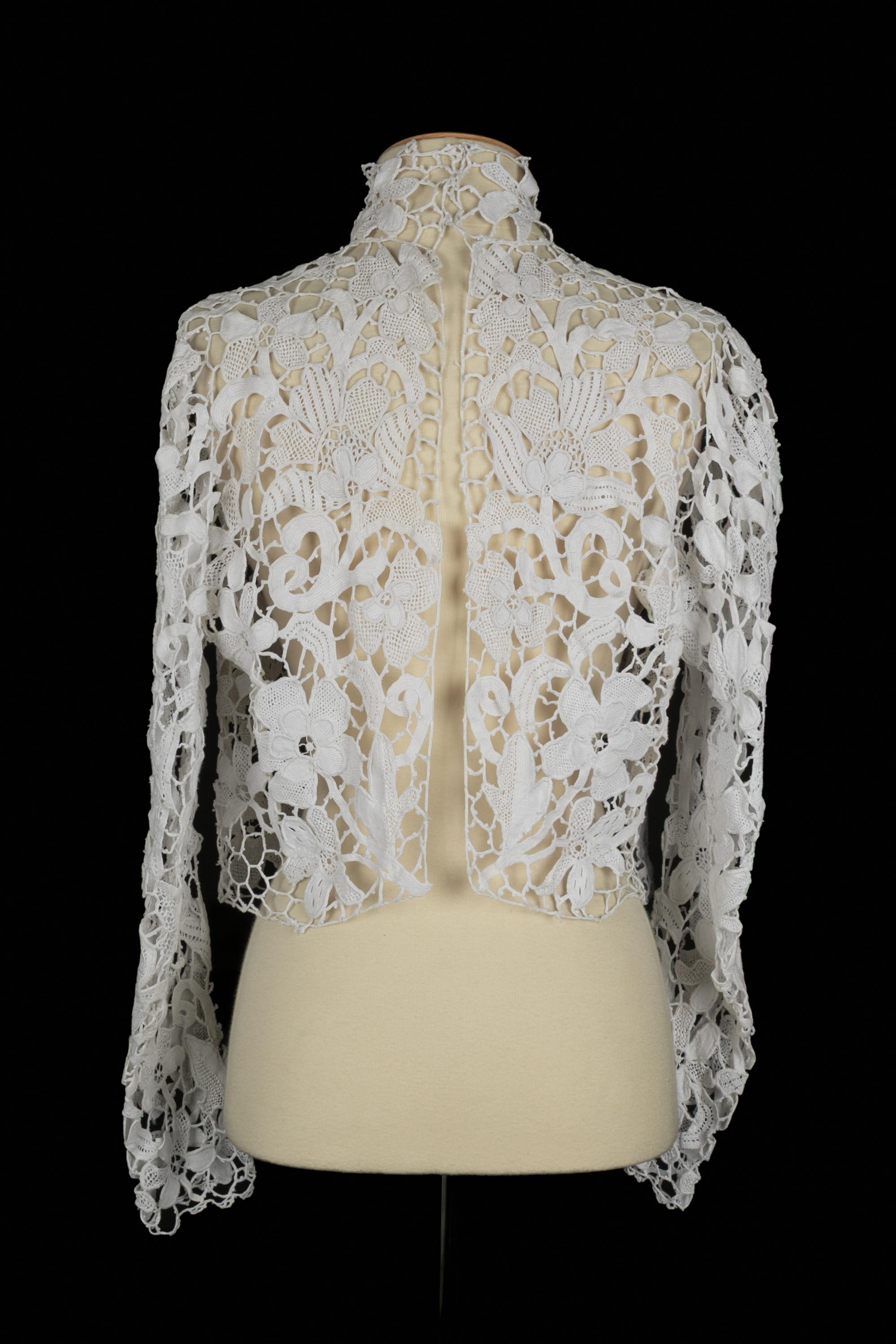 Antikes Spitzenoberteil im Zustand „Hervorragend“ im Angebot in SAINT-OUEN-SUR-SEINE, FR