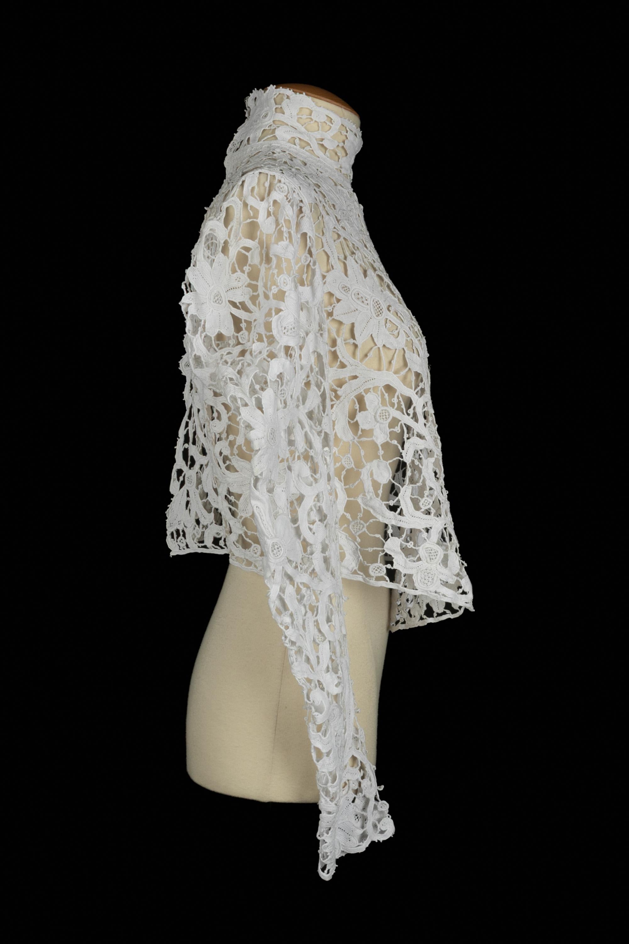 Antikes Spitzenoberteil Damen im Angebot