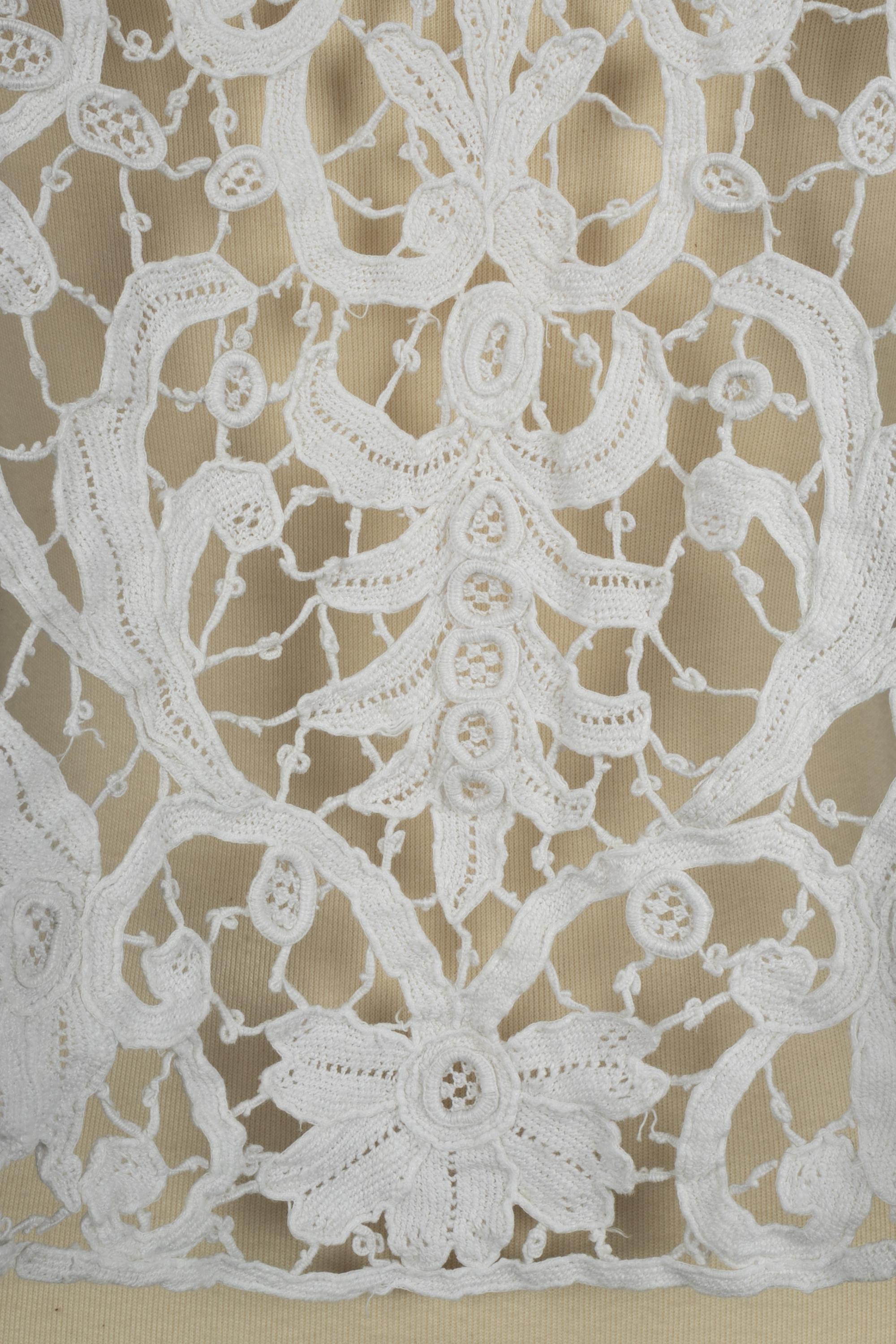 Antikes Spitzenoberteil im Angebot 2