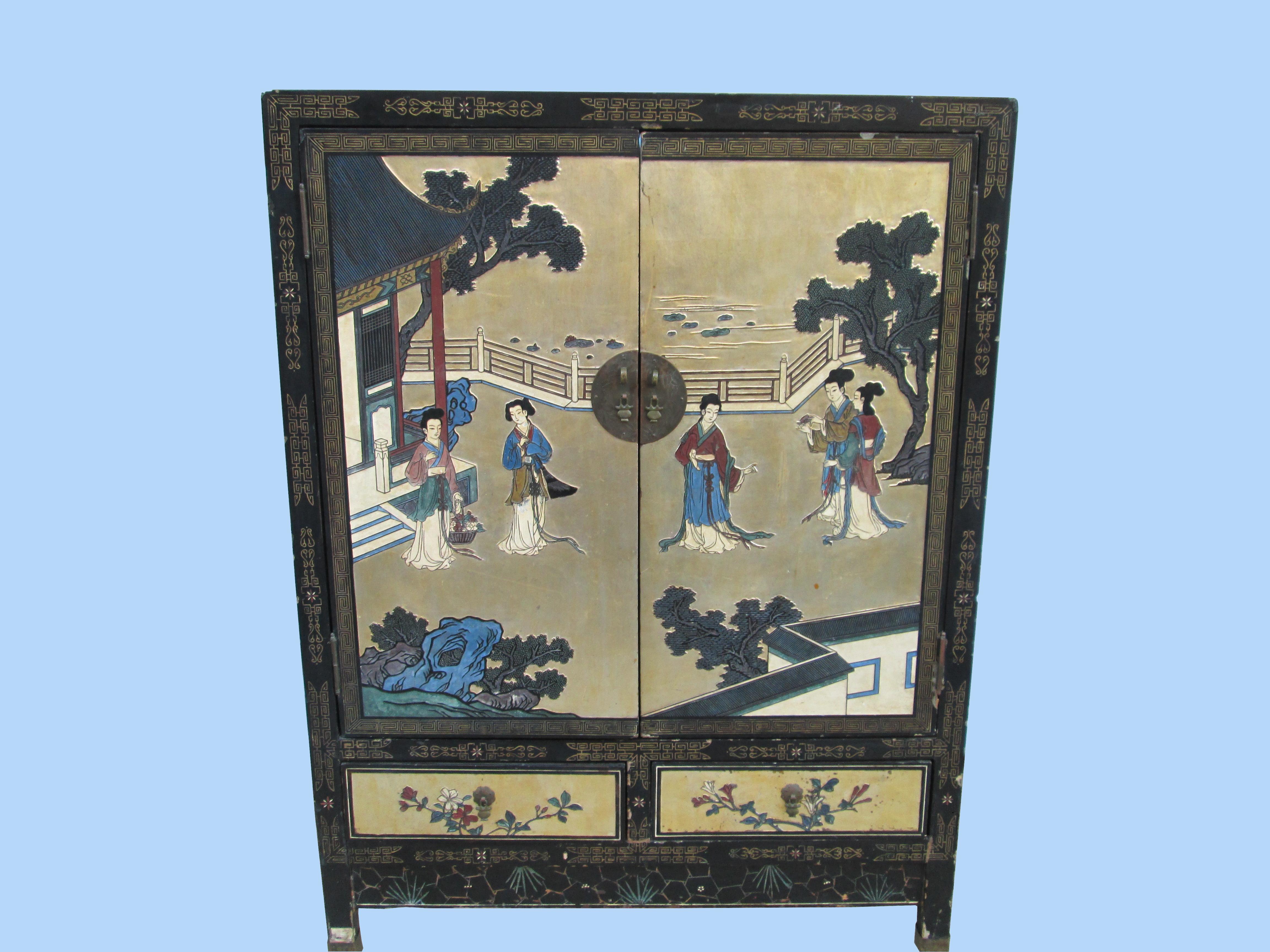 Chinese Export Antique Lacquer Enamel Gilt Coromandel Armoire or Wedding Cabinet For Sale