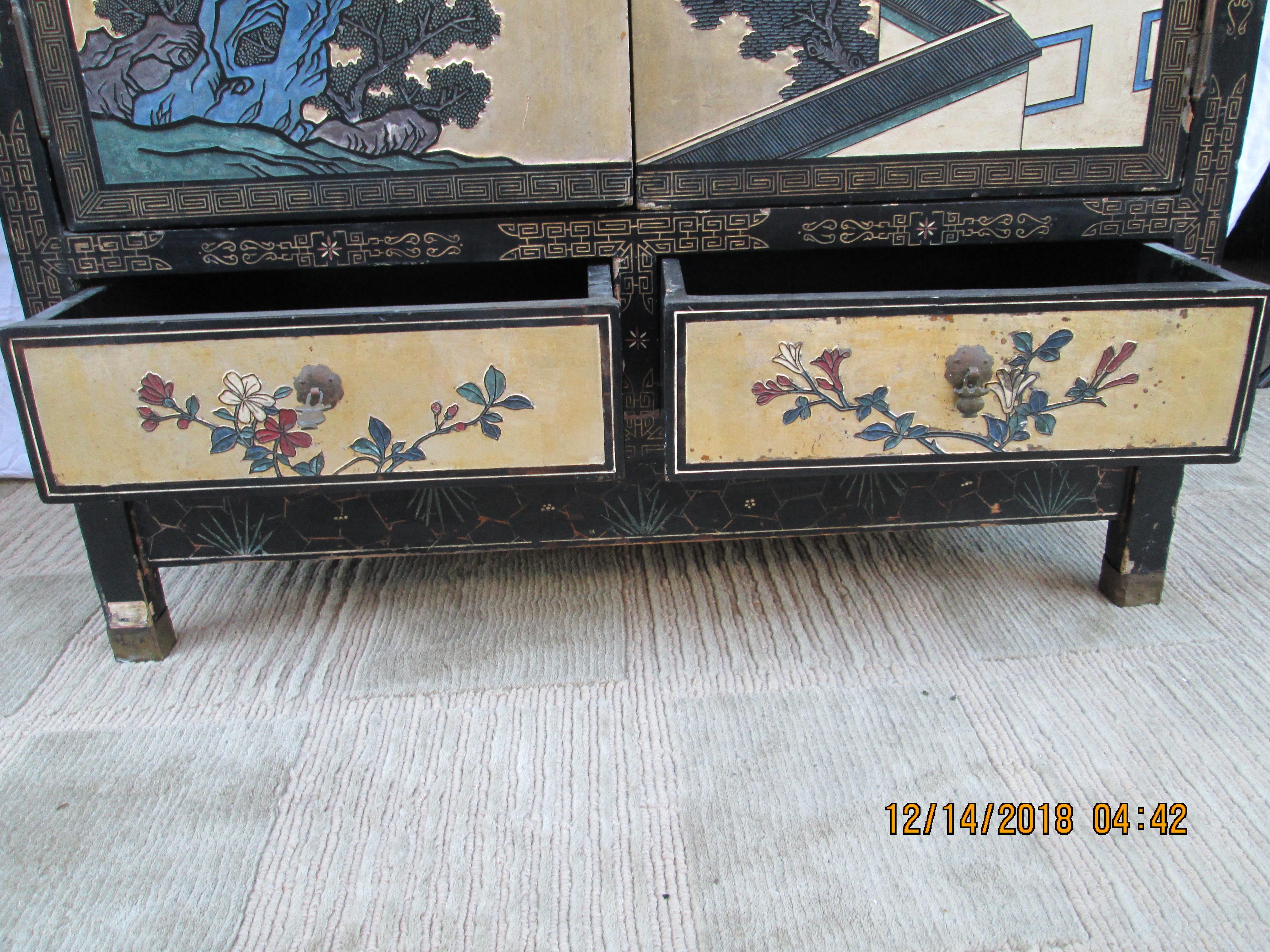 Chinese Antique Lacquer Enamel Gilt Coromandel Armoire or Wedding Cabinet For Sale