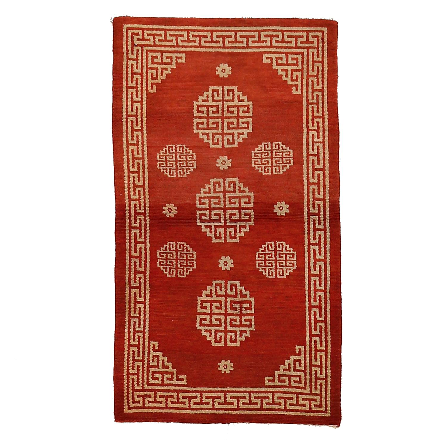 Antique Lacquer Red Tibetan Rug with Geometric Design In Excellent Condition For Sale In Milan, IT