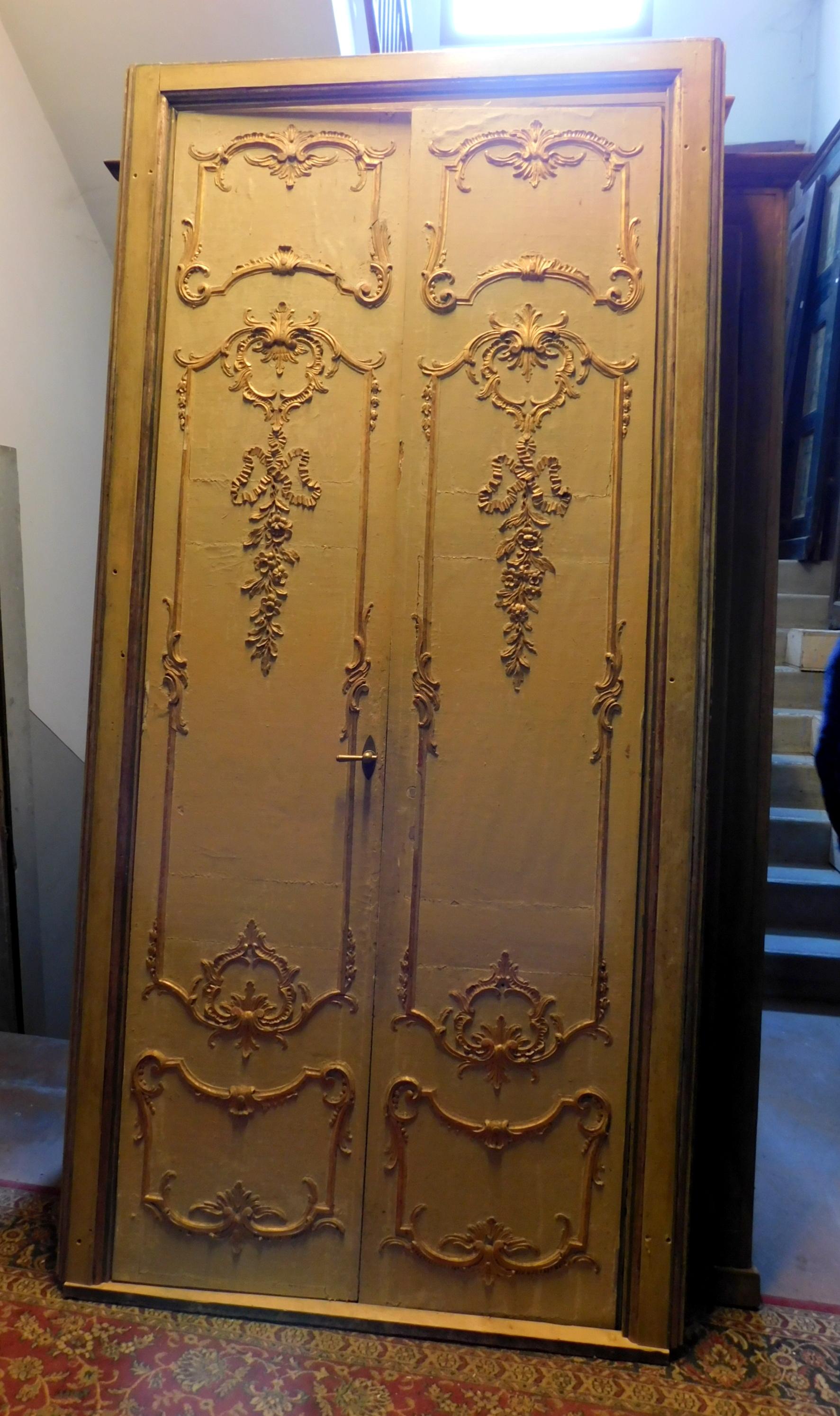 Gilt Antique Lacquered and Gilded Double Door with Frame, 19th Century, Milan 'Italy'