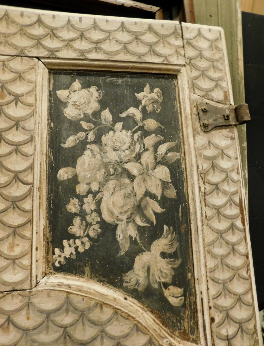 Sculpté à la main Porte ancienne laquée et peinte, du 18ème siècle Florence Italie en vente
