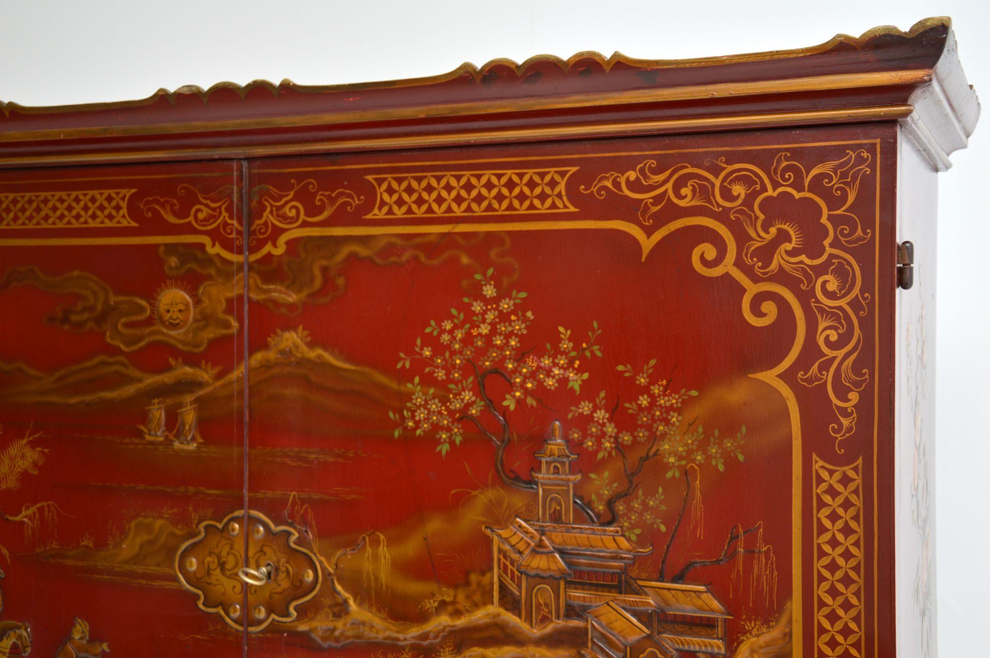 Antique Lacquered Chinoiserie Cocktail Drinks Cabinet 4