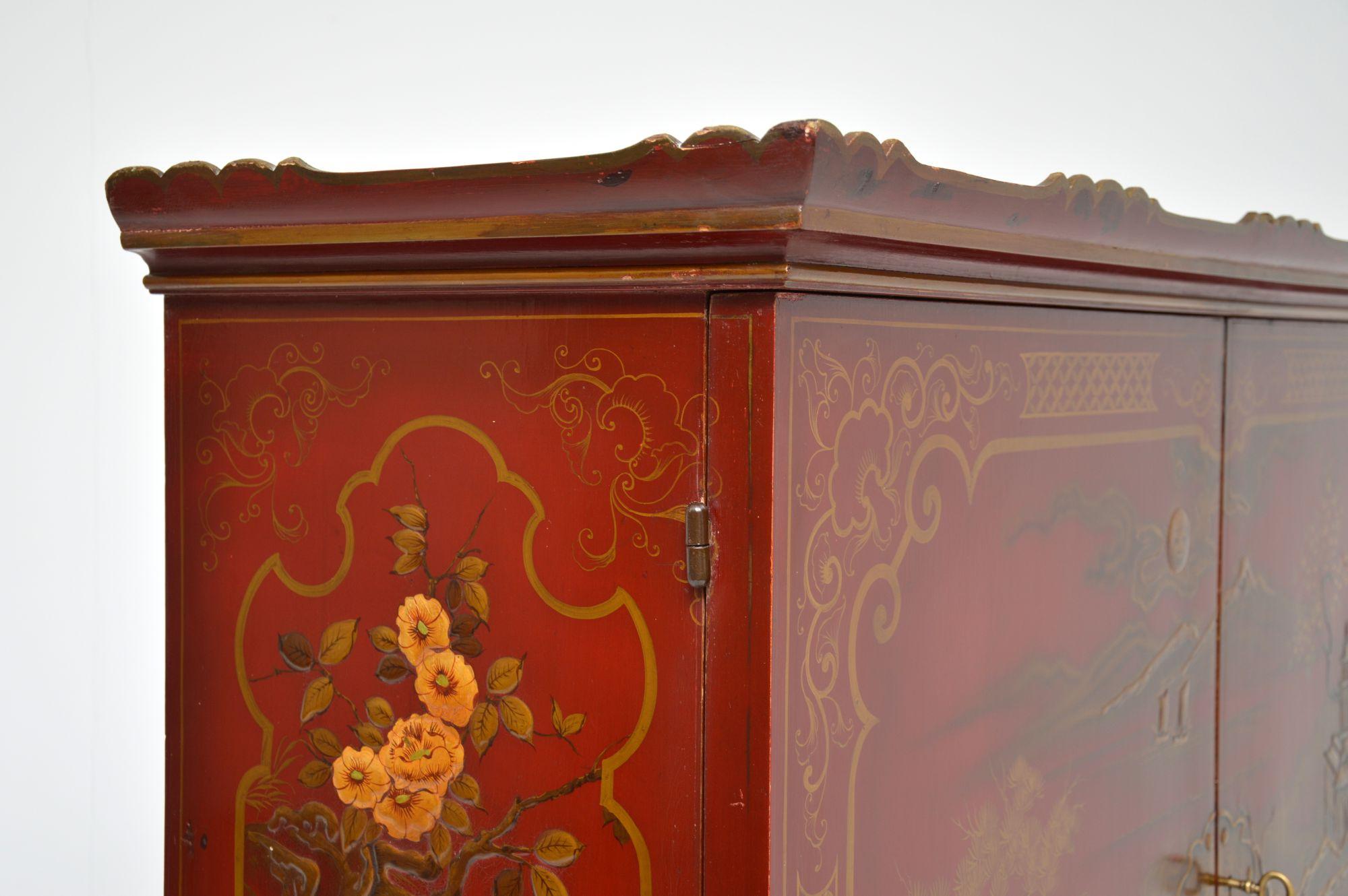 Antique Lacquered Chinoiserie Cocktail Drinks Cabinet 10