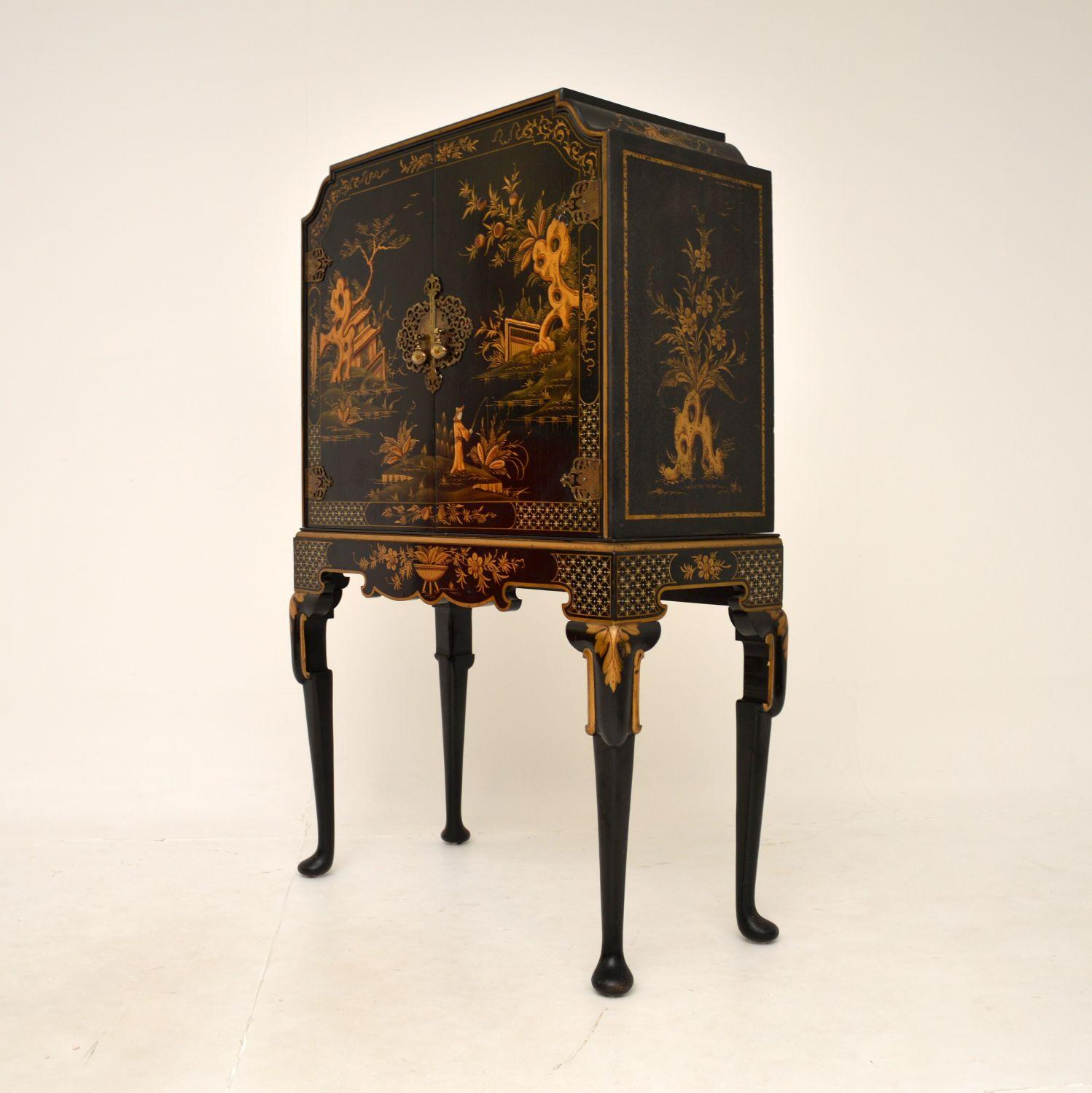 Early 20th Century Antique Lacquered Chinoiserie Cocktail Drinks Cabinet