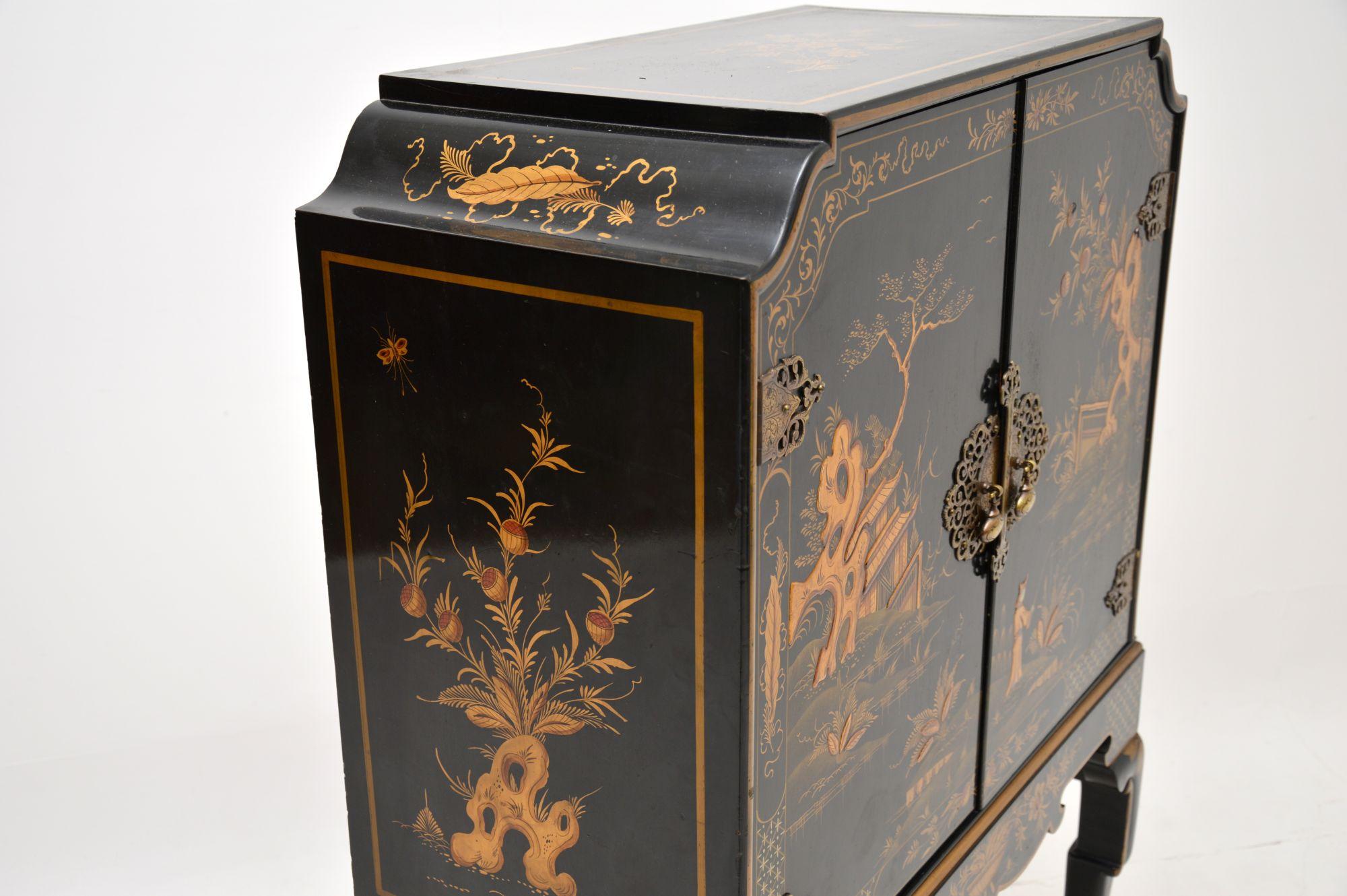 Antique Lacquered Chinoiserie Cocktail Drinks Cabinet 1