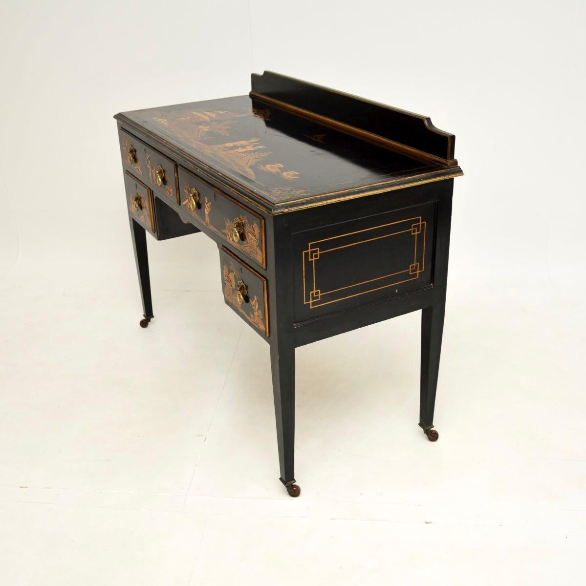 Laccato Tavolino da toilette antico laccato Chinoiserie
