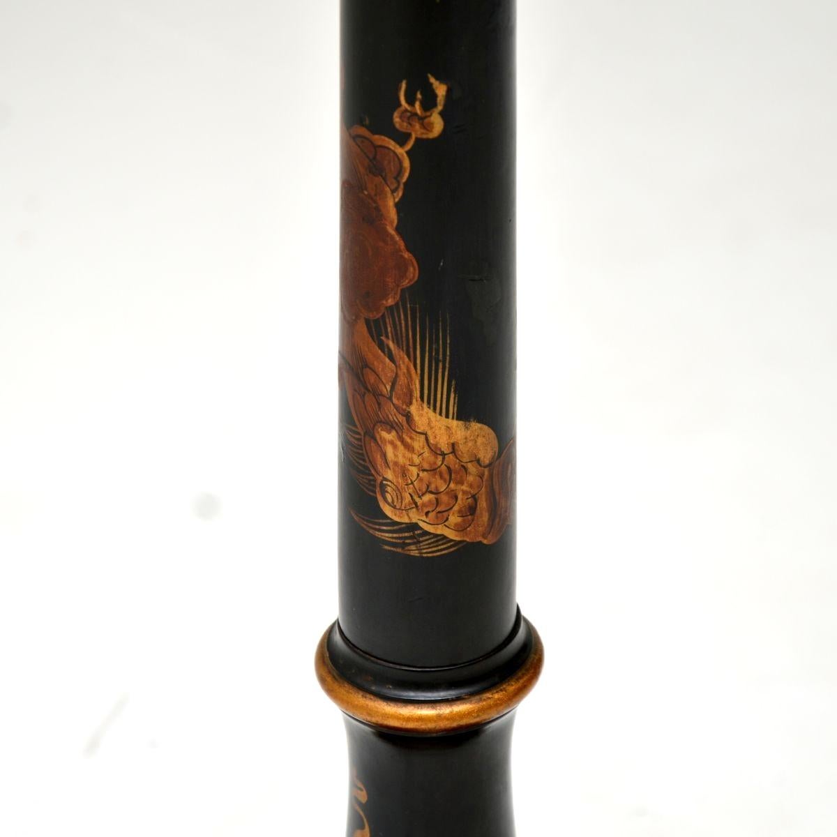 Laqué Lampadaire laqué ancien style chinoiseries en vente