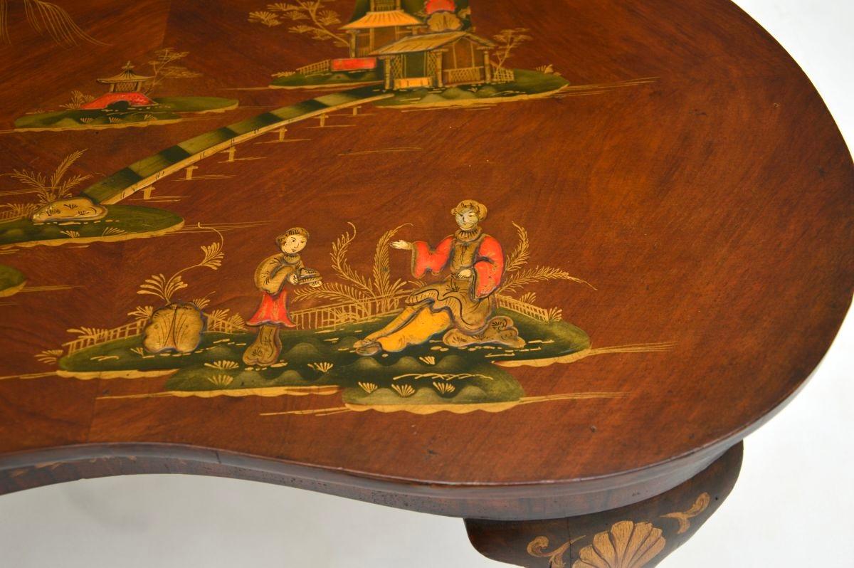 Antique Lacquered Chinoiserie Kidney Shaped Coffee Table 1