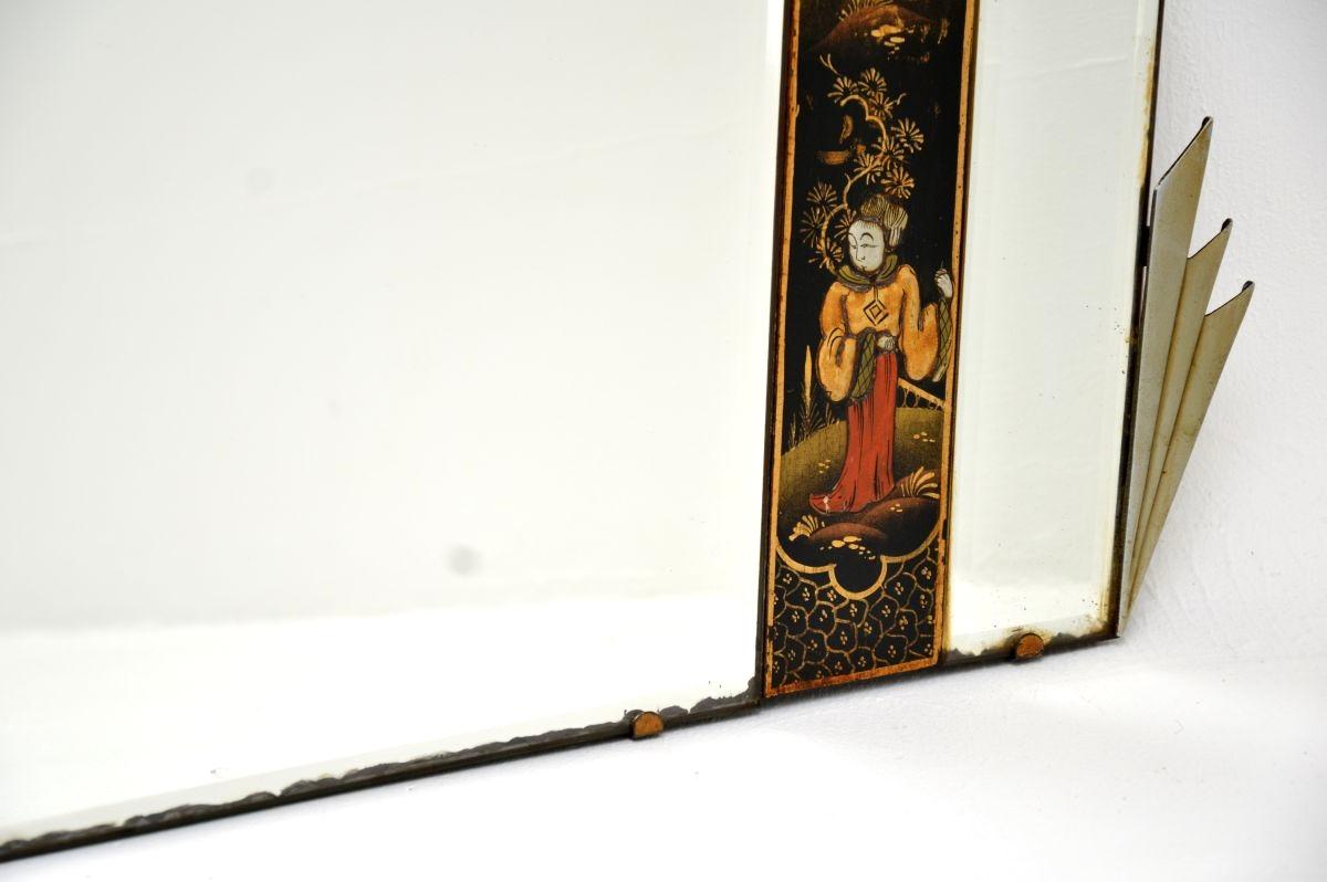 Espejo Chinoiserie Antiguo Lacado mediados del siglo XX en venta