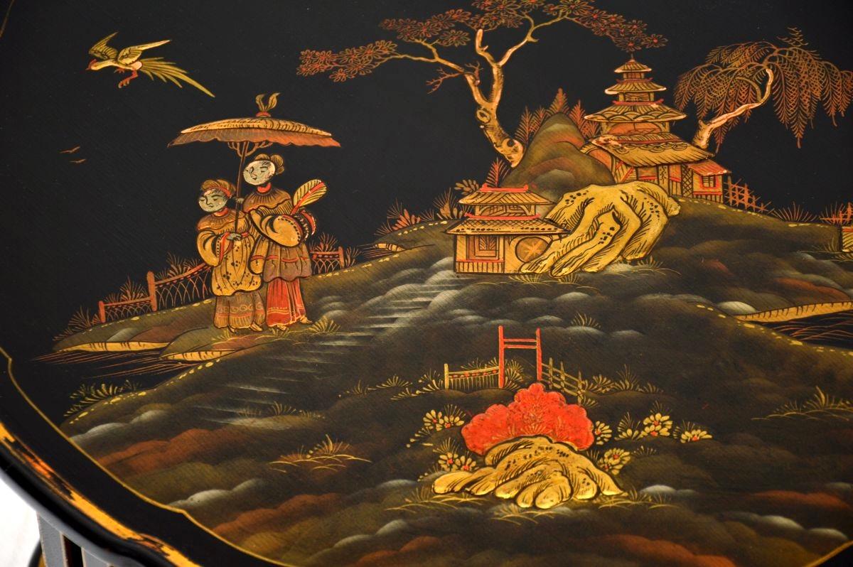 Mesa nido Chinoiserie Lacada Antigua en venta 4