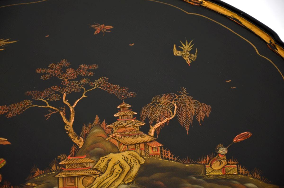 Mesa nido Chinoiserie Lacada Antigua en venta 5